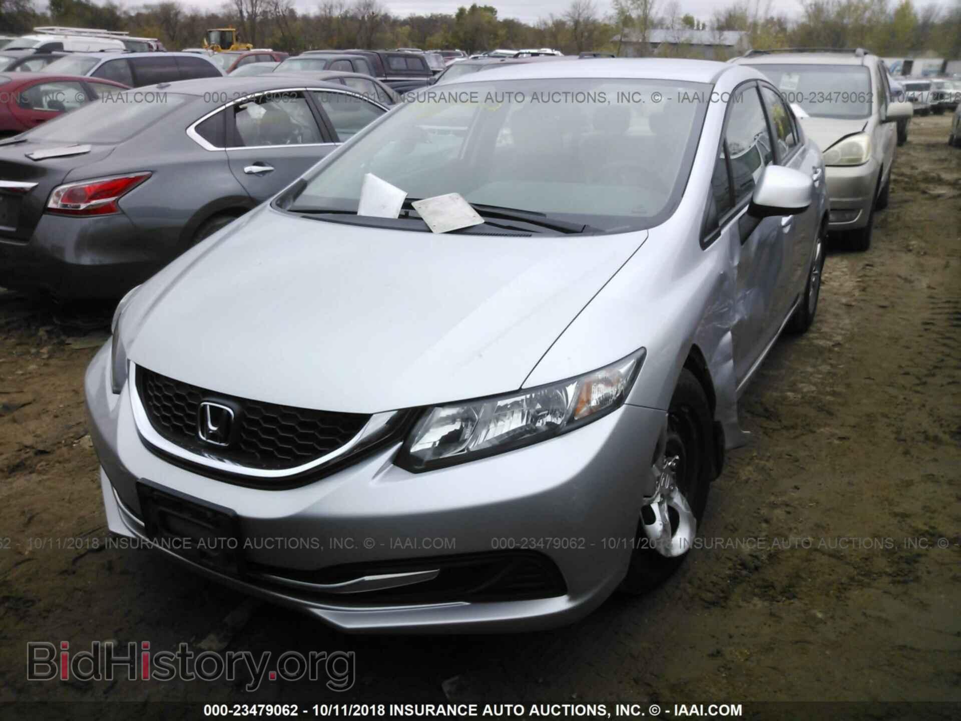 2013 Honda Civic - VIN: 2HGFB2F5XDH572019 - Фото 2