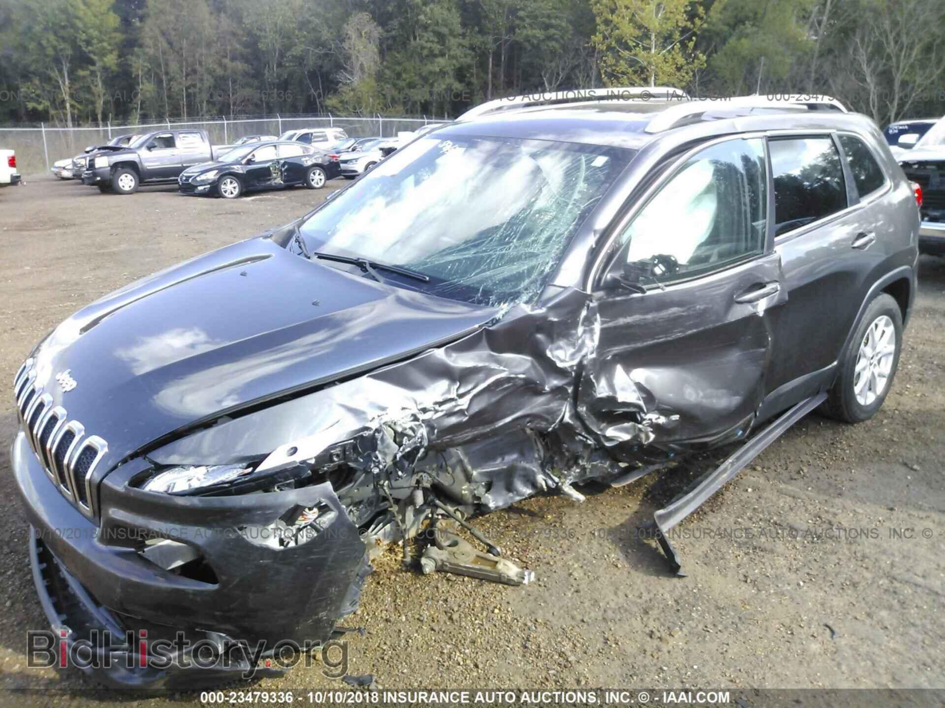 2017 Jeep Cherokee - VIN: 1C4PJLCB9HW574194 - Фото 6