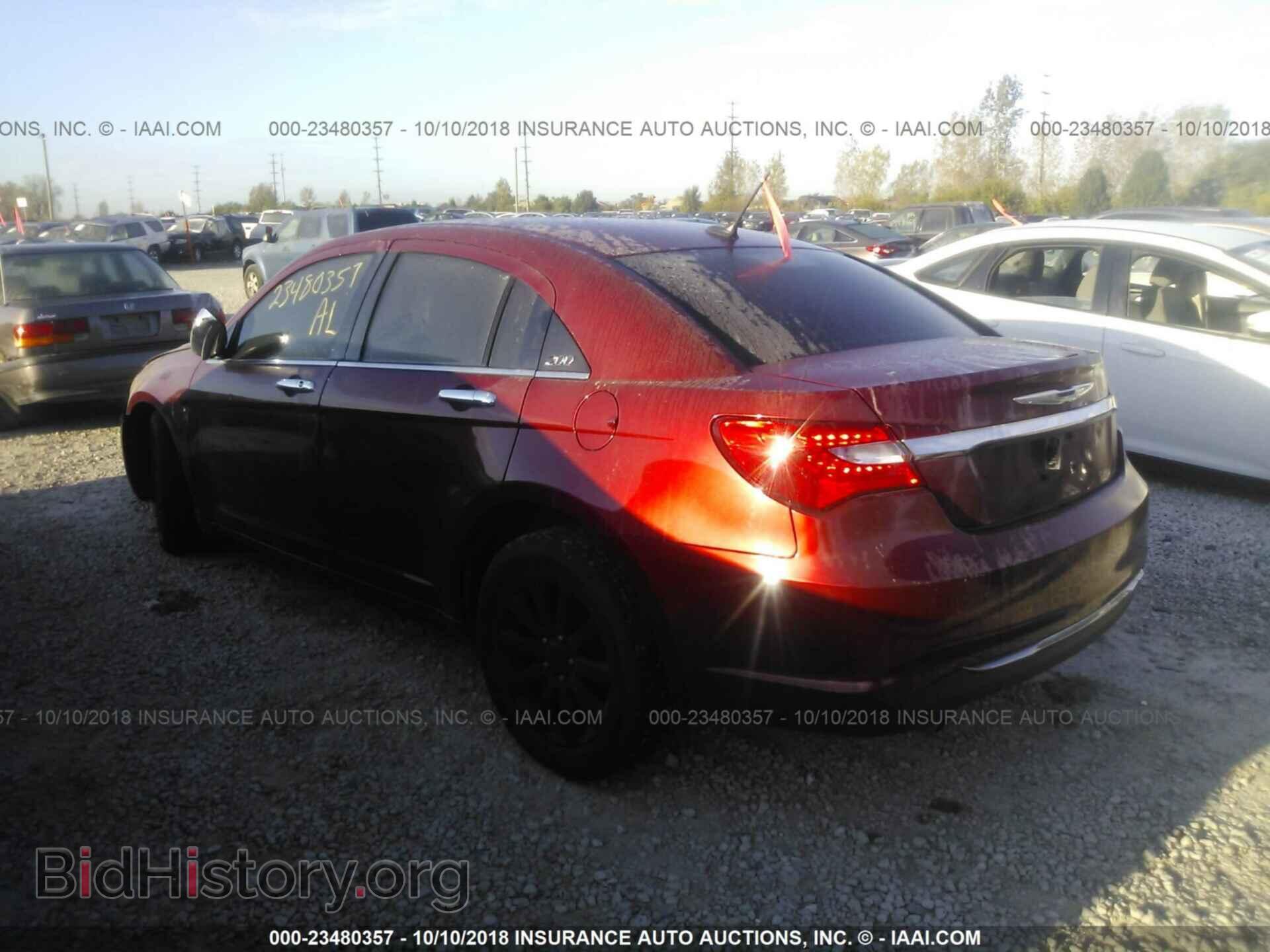 2013 Chrysler 200 - VIN: 1C3CCBCG8DN755158 - Photo 3