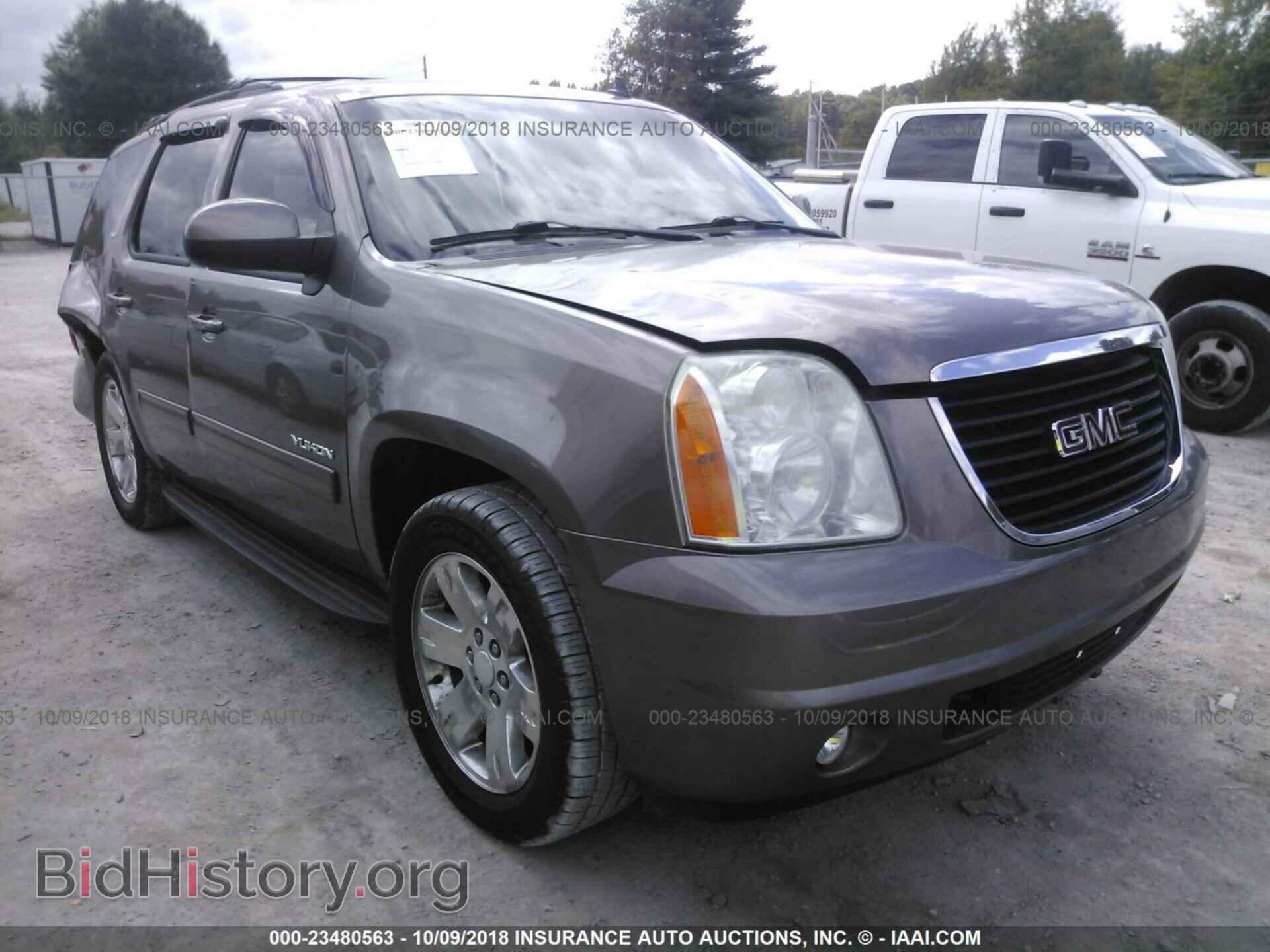 Photo 1GKS1CE02BR390764 - GMC YUKON 2011