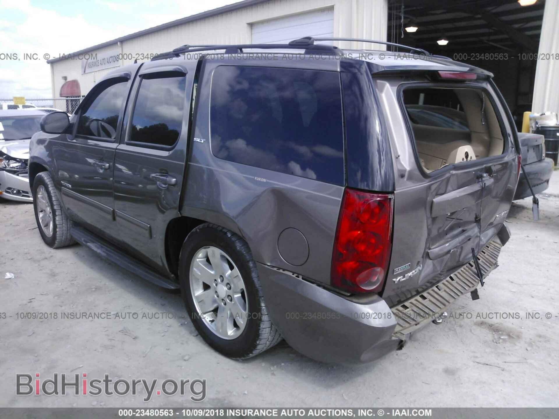 2011 GMC YUKON - VIN: 1GKS1CE02BR390764 - Photo 3