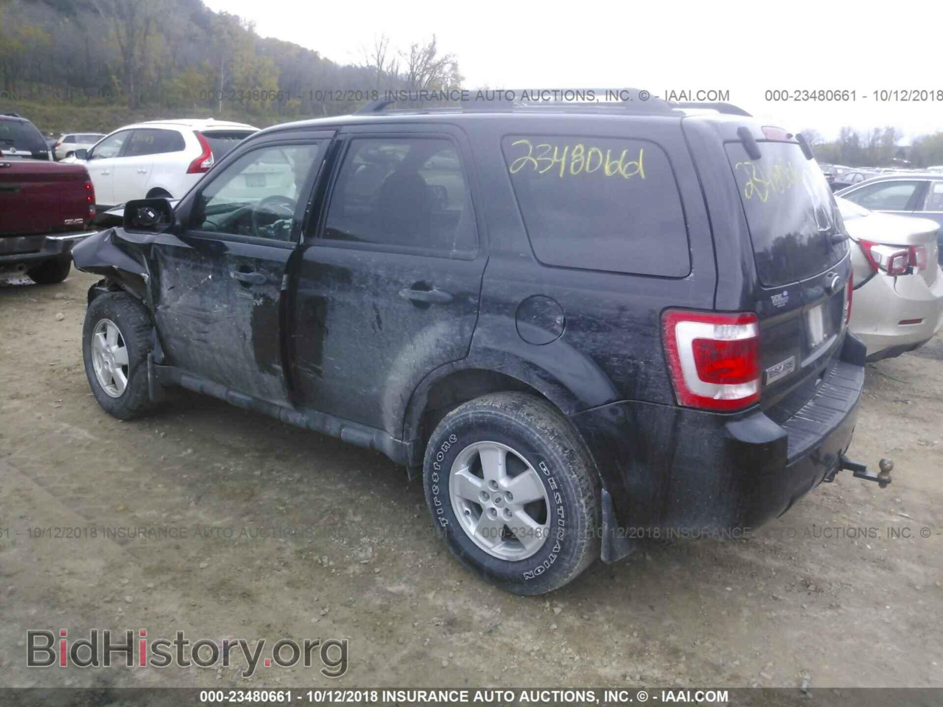 2011 Ford Escape - VIN: 1FMCU9DG3BKA14488 - Photo 3