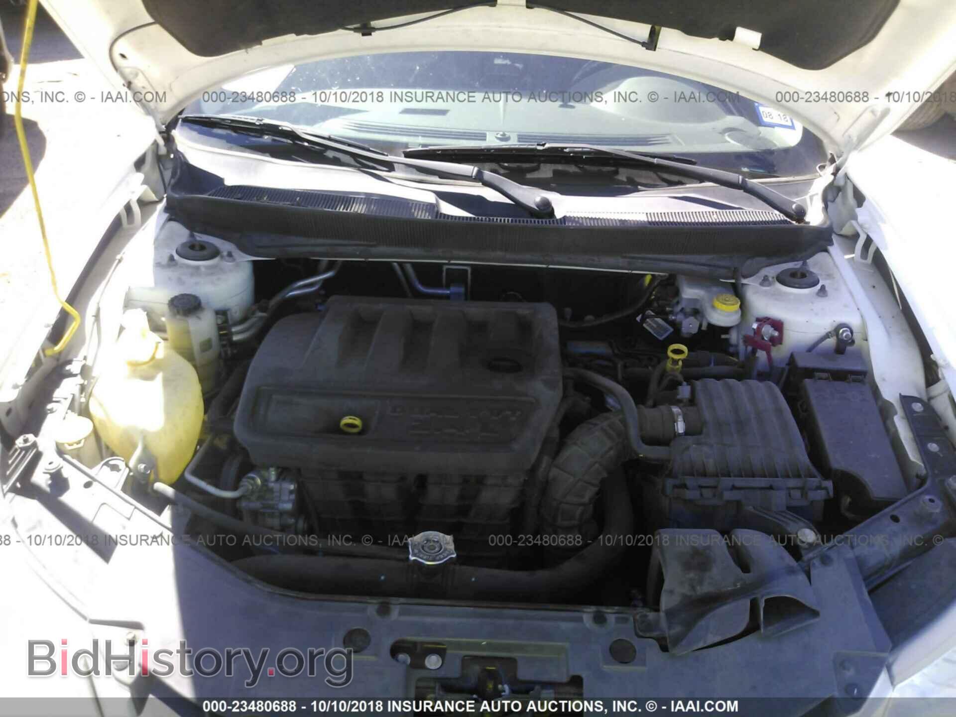 2010 CHRYSLER SEBRING - VIN: 1C3CC5FB8AN213572 - Фото 10
