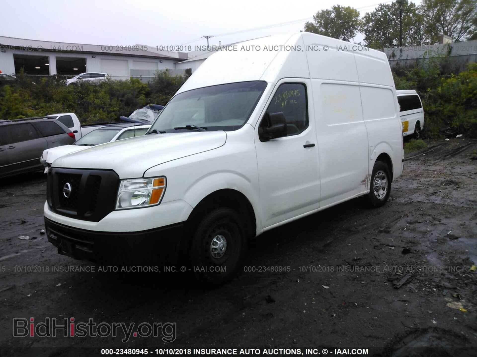 2014 Nissan Nv - VIN: 1N6BF0LY0EN107338 - Фото 2