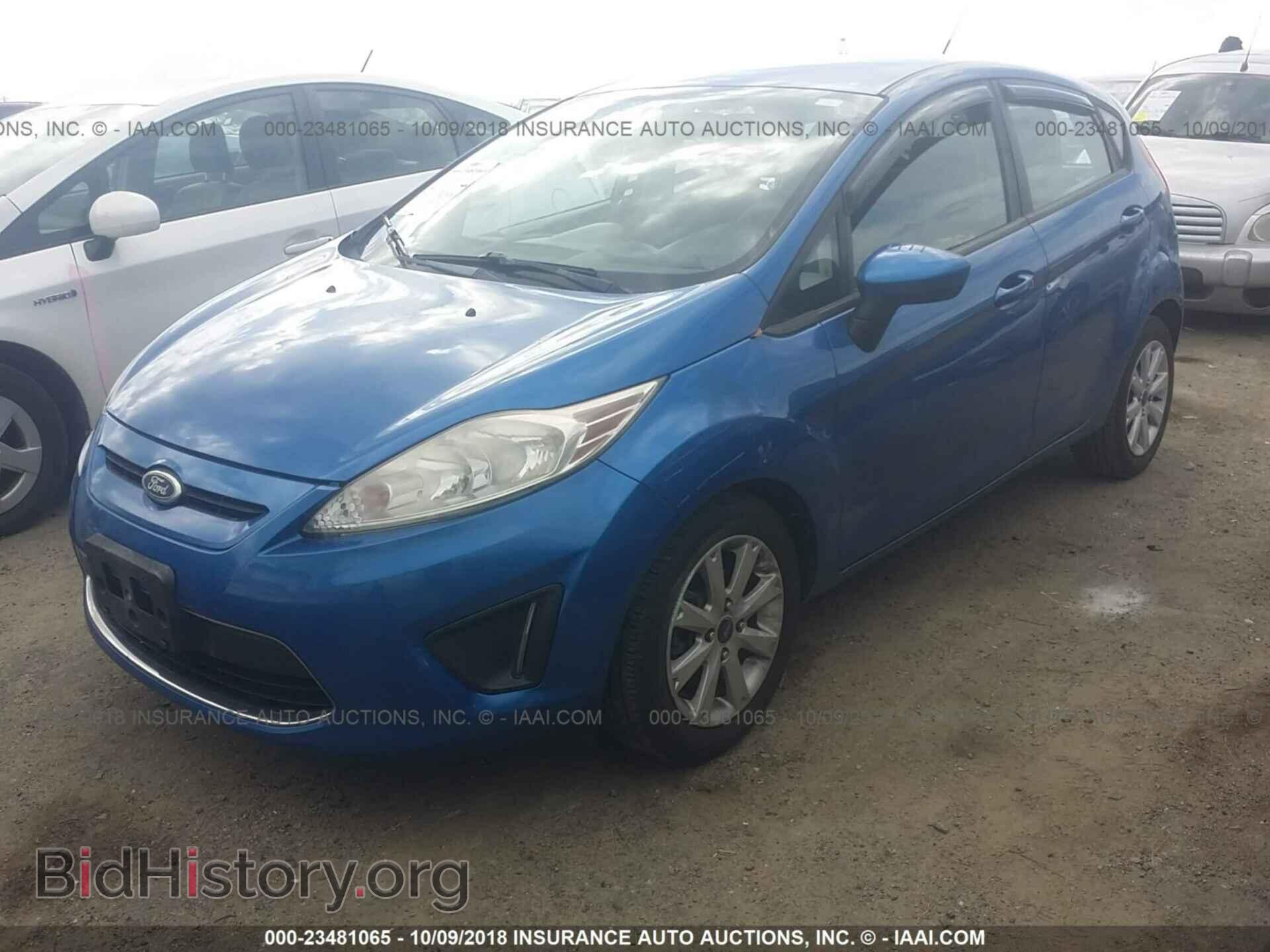 2011 Ford Fiesta - VIN: 3FADP4EJ3BM160109 - Фото 2