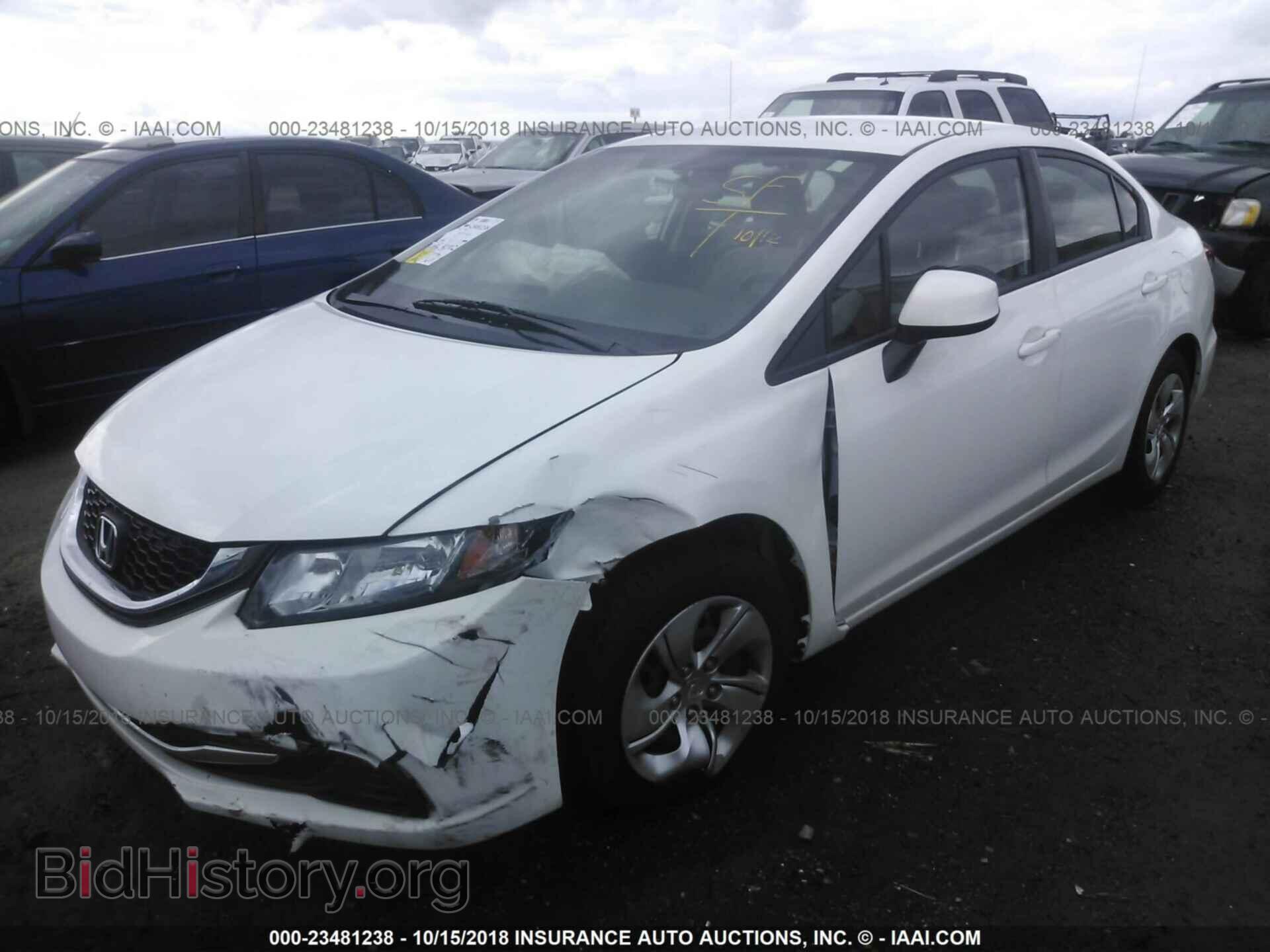 2013 Honda Civic - VIN: 19XFB2F53DE257606 - Фото 2