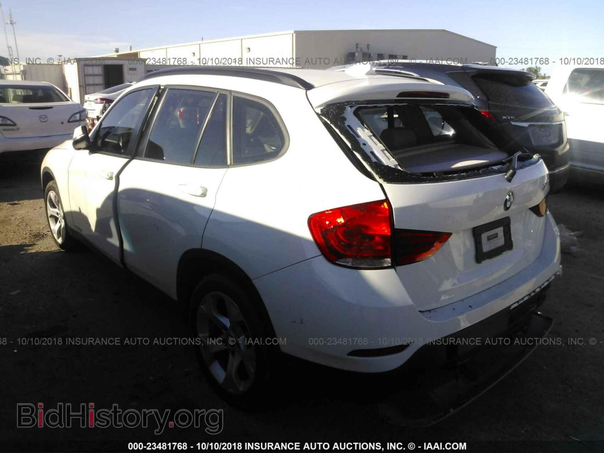 2014 Bmw X1 - VIN: WBAVM1C53EVW51153 - Фото 3
