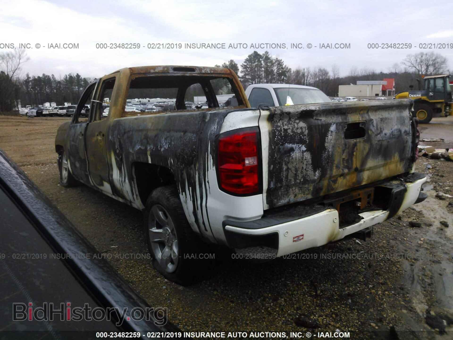 2015 Chevrolet Silverado - VIN: 1GCRCREC7FZ300404 - Фото 3