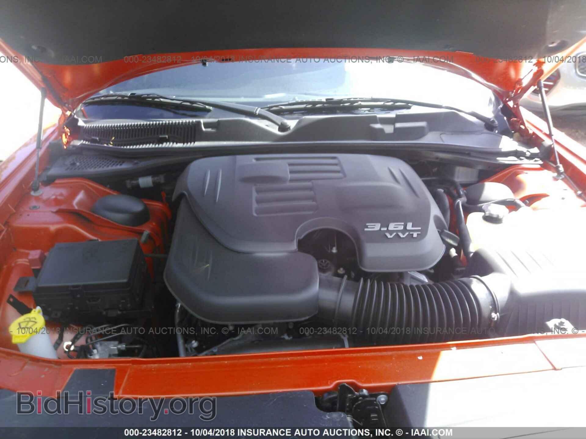 2018 Dodge Challenger - VIN: 2C3CDZAG4JH242339 - Фото 10