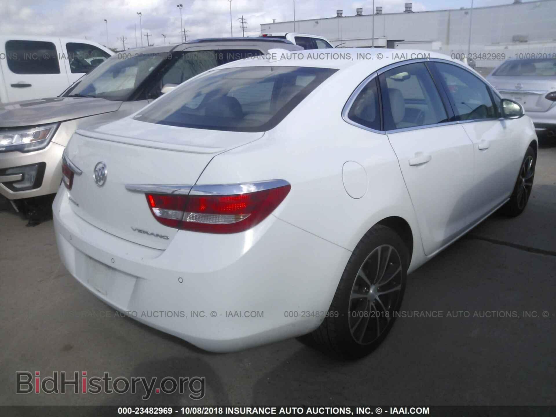 2017 Buick Verano - VIN: 1G4PR5SK8H4120726 - Фото 4