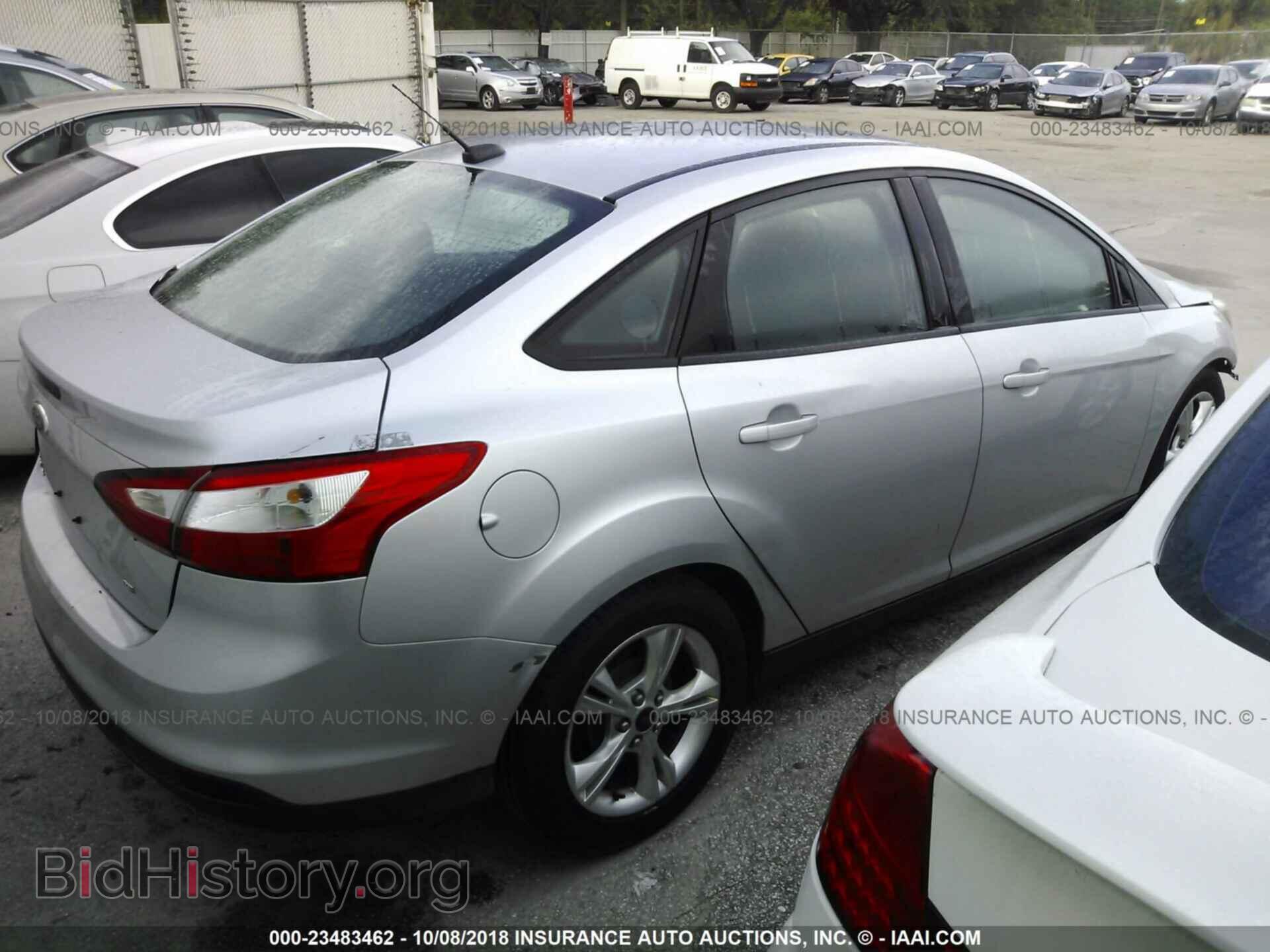 2014 Ford Focus - VIN: 1FADP3F28EL226791 - Фото 4