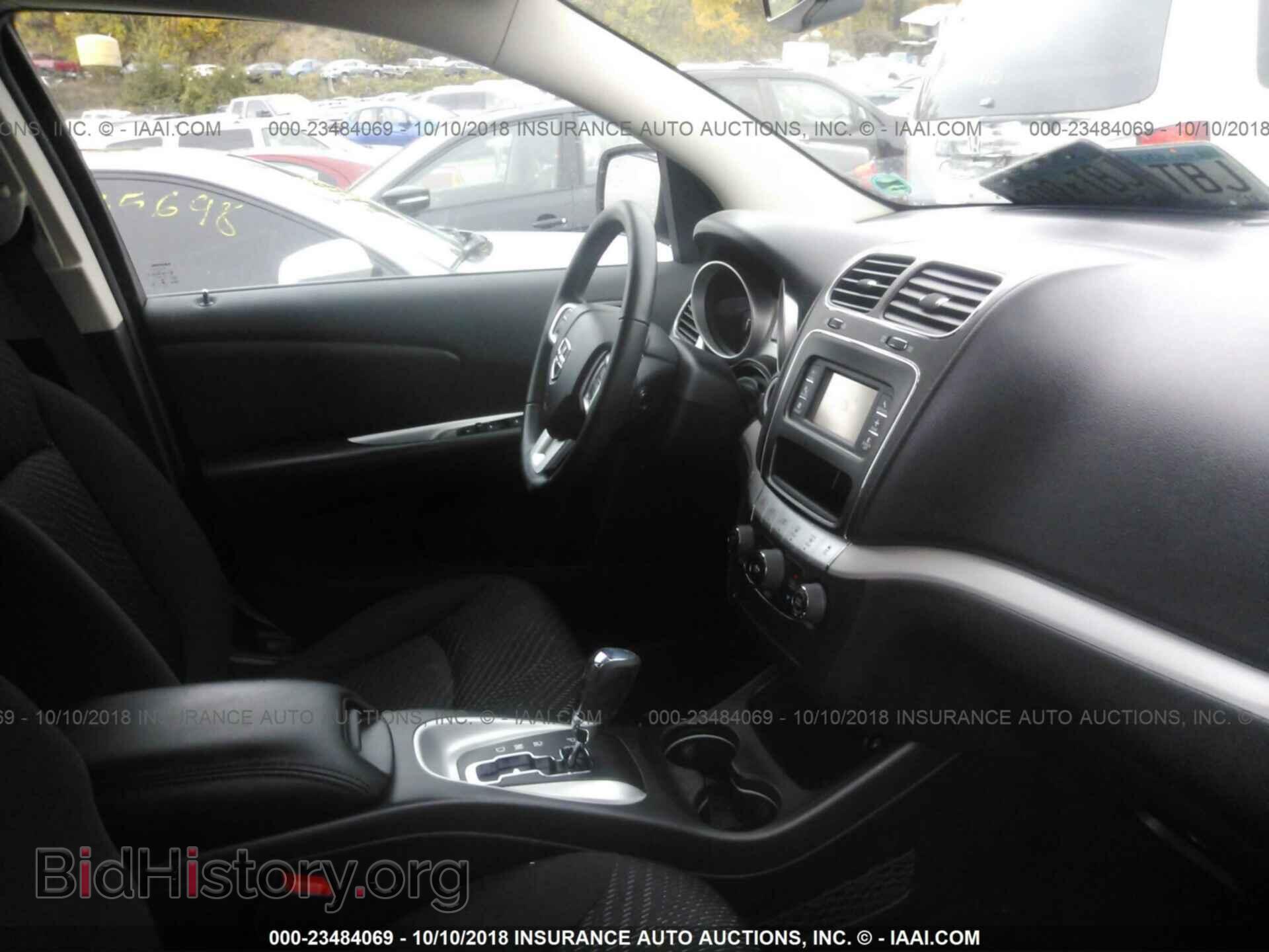 2015 Dodge Journey - VIN: 3C4PDCBB8FT718197 - Photo 5