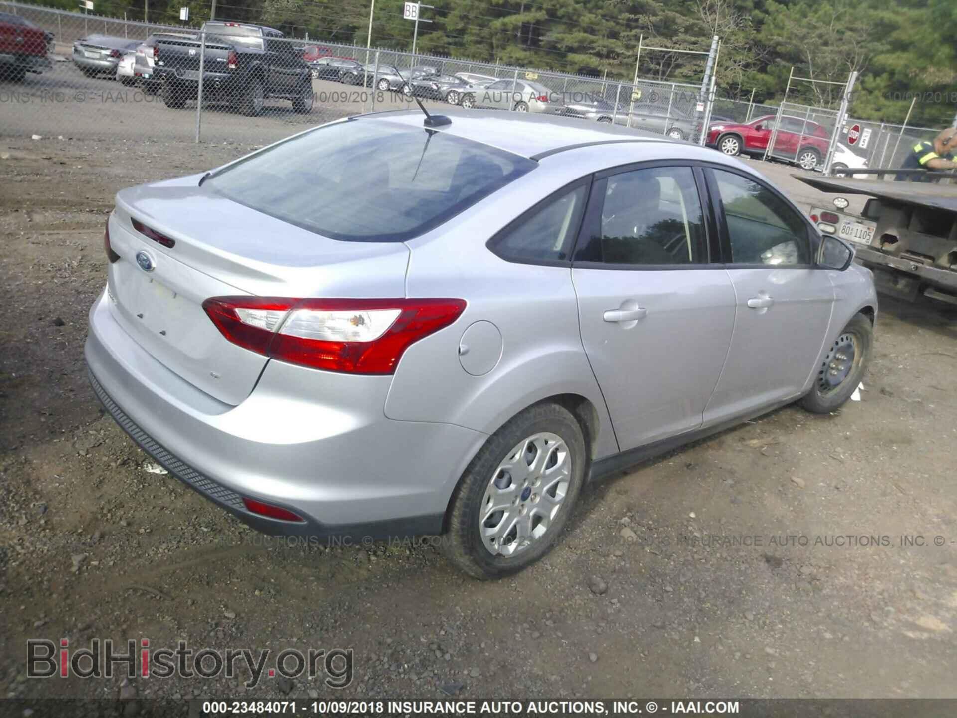 2012 Ford Focus - VIN: 1FAHP3F24CL207654 - Фото 4