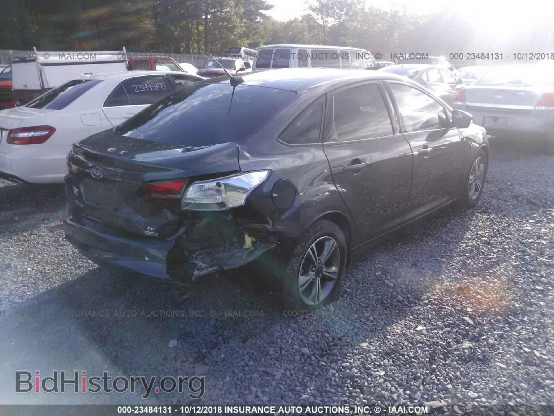 2016 Ford Focus - VIN: 1FADP3FE8GL342568 - Фото 4