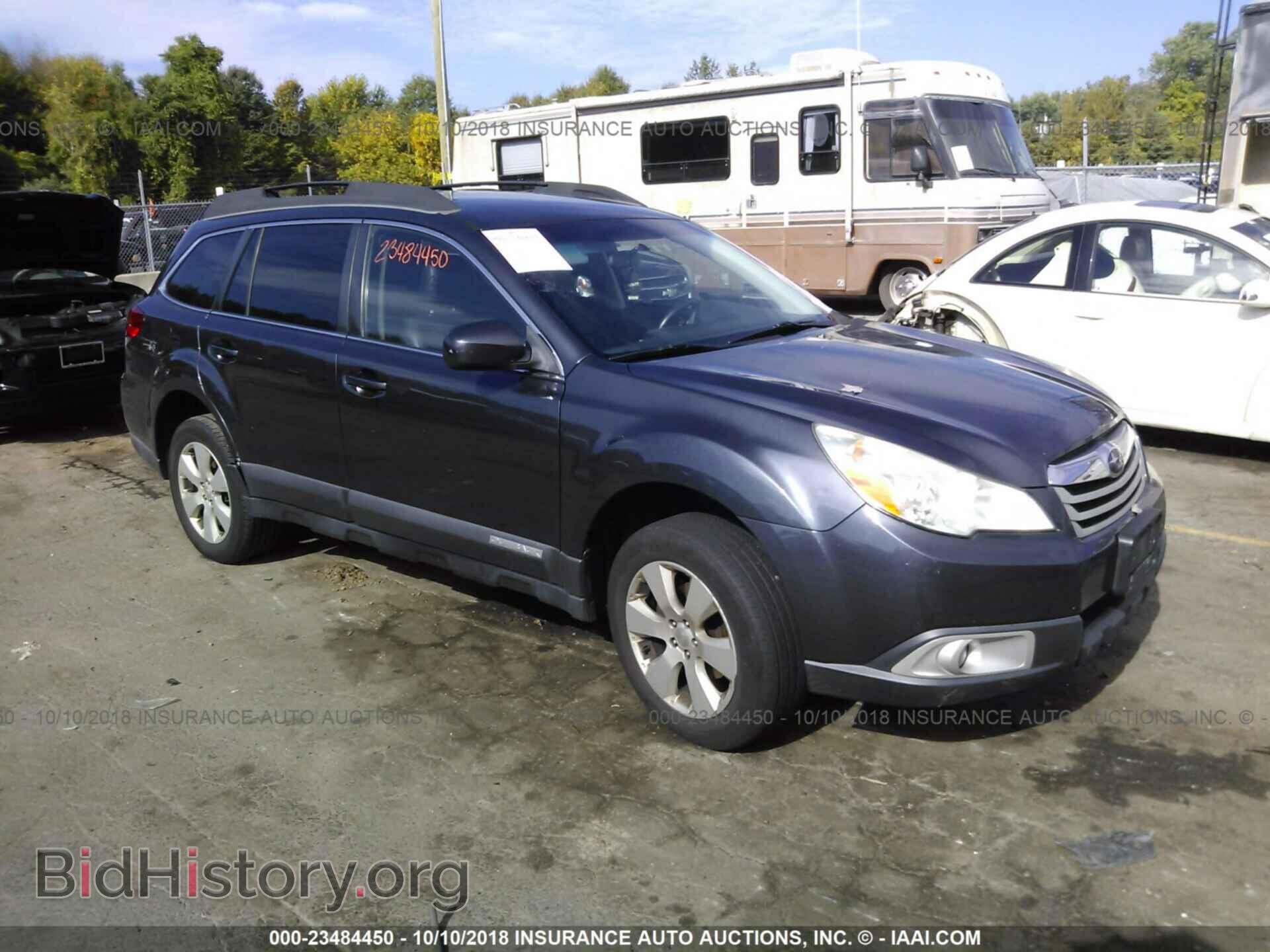 Фотография 4S4BRBCC9B3374958 - Subaru Outback 2011