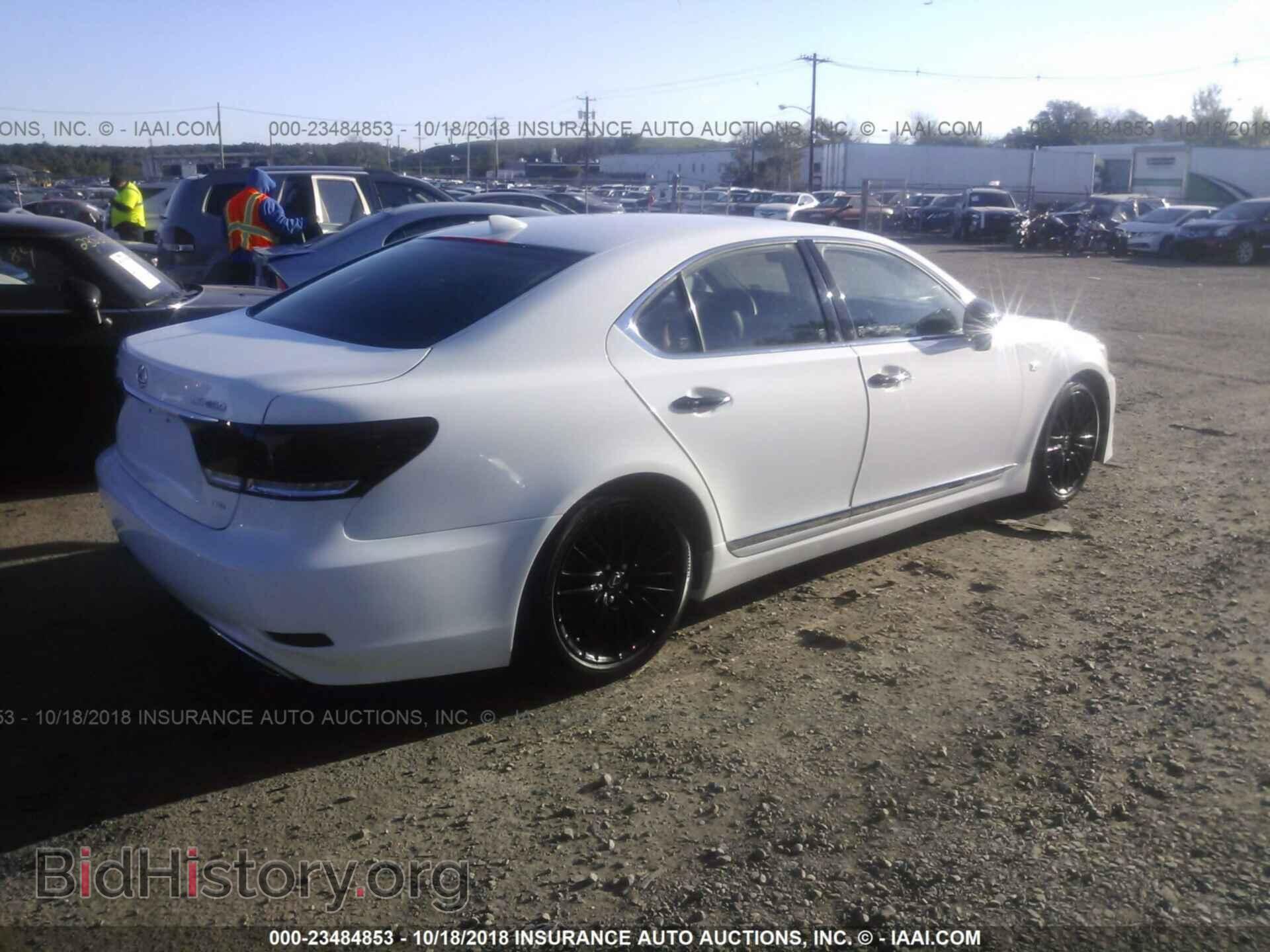 2015 Lexus Ls - VIN: JTHCL5EF2F5024549 - Photo 4