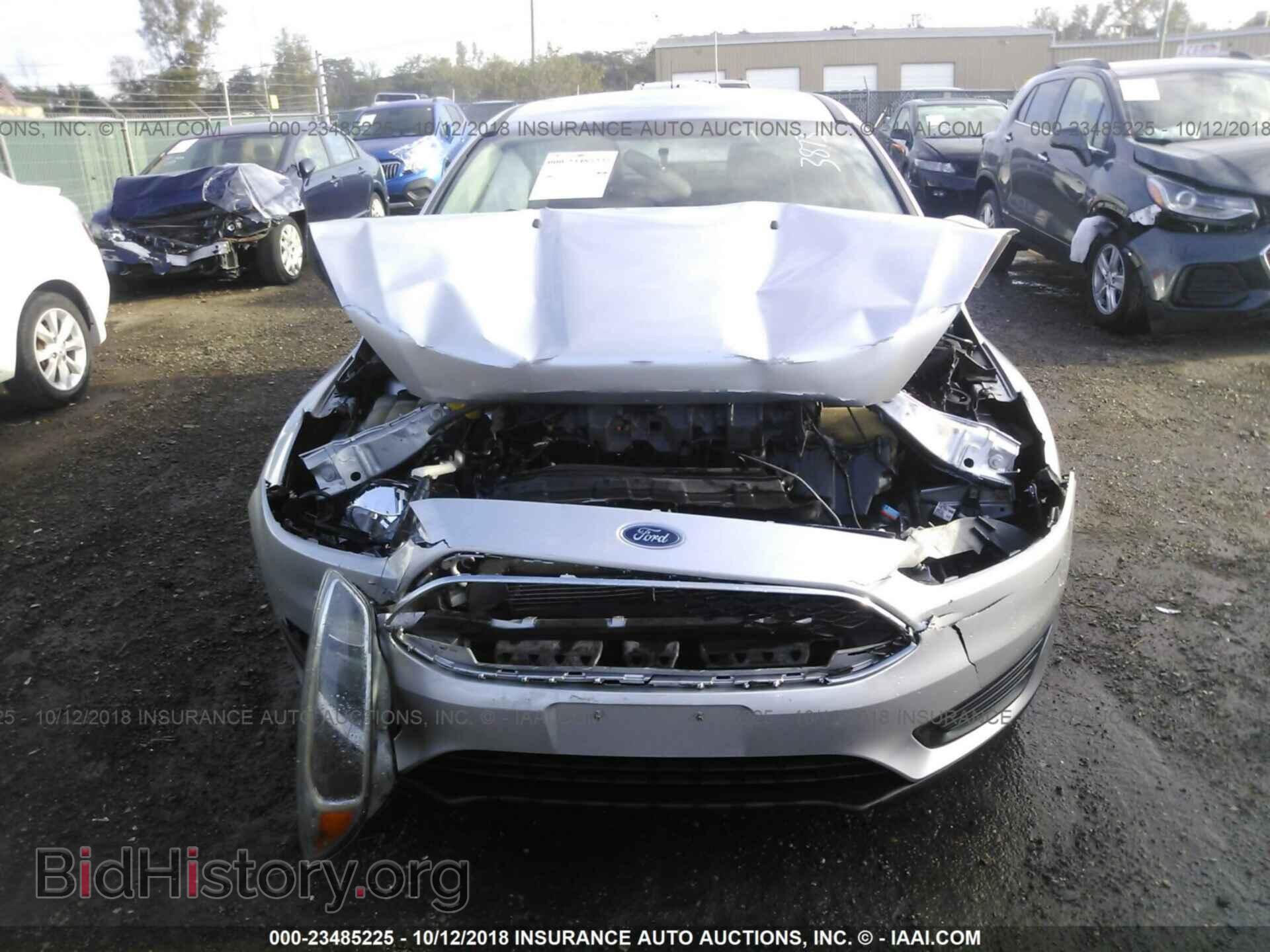 2016 Ford Focus - VIN: 1FADP3F23GL243873 - Фото 6