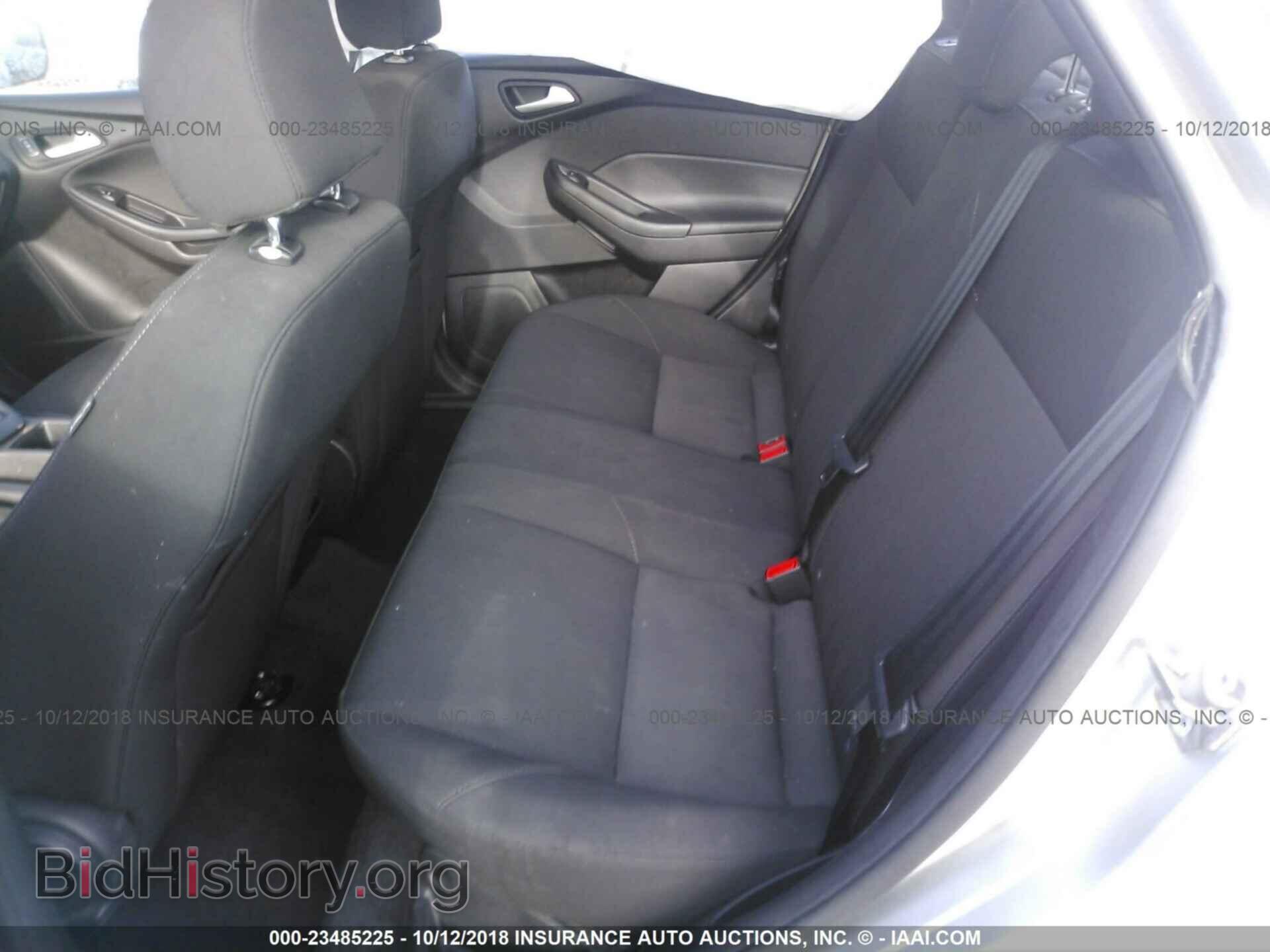 2016 Ford Focus - VIN: 1FADP3F23GL243873 - Фото 8