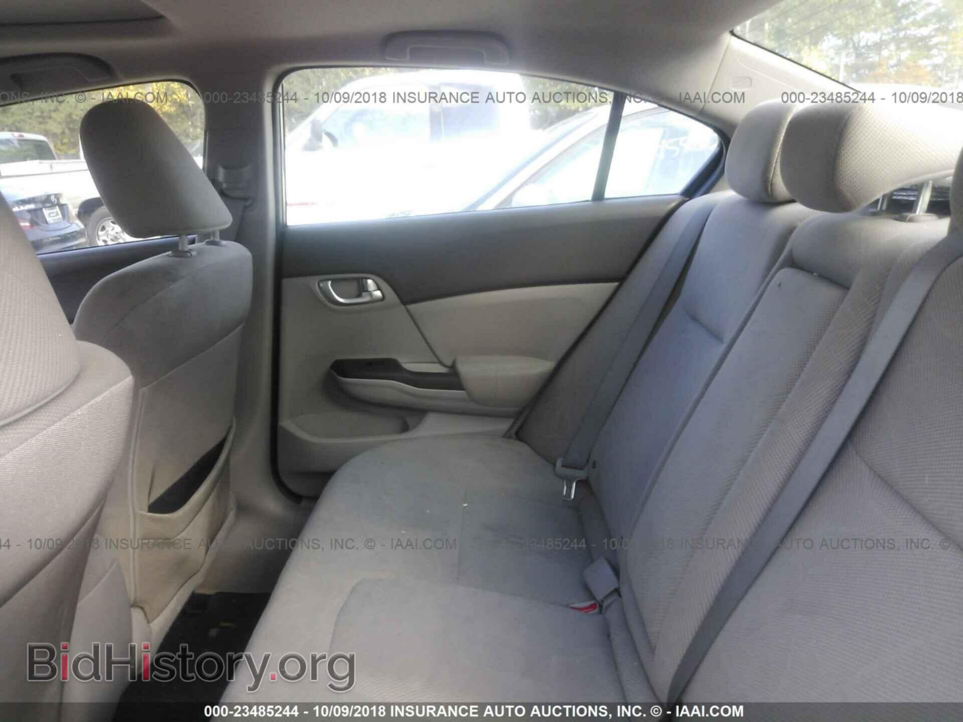 2012 Honda Civic - VIN: 19XFB2F82CE319280 - Photo 8