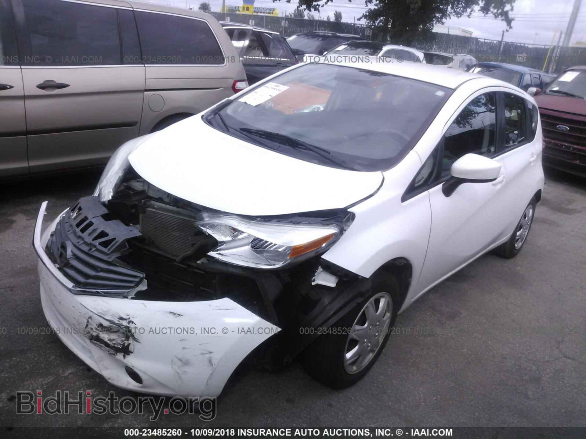 2015 Nissan Versa note - VIN: 3N1CE2CPXFL404330 - Photo 2