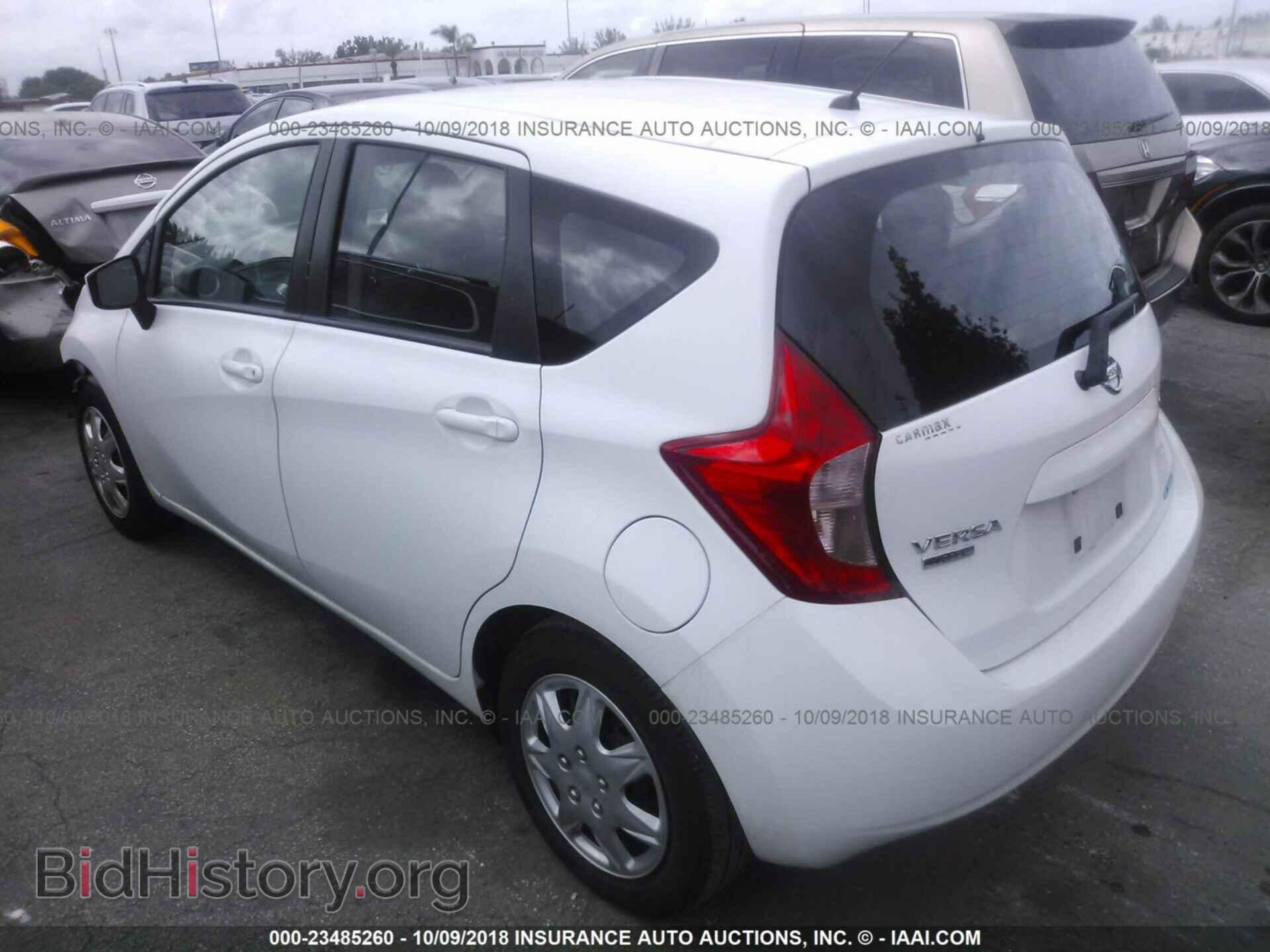 2015 Nissan Versa note - VIN: 3N1CE2CPXFL404330 - Photo 3
