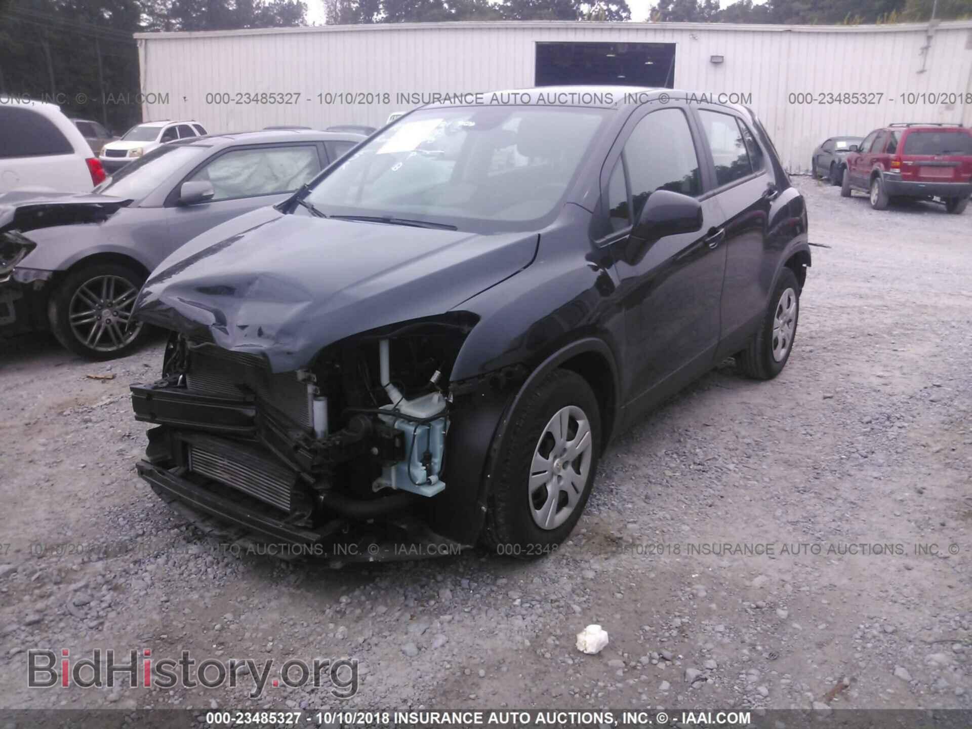 2015 Chevrolet Trax - VIN: KL7CJKSB7FB208830 - Фото 2