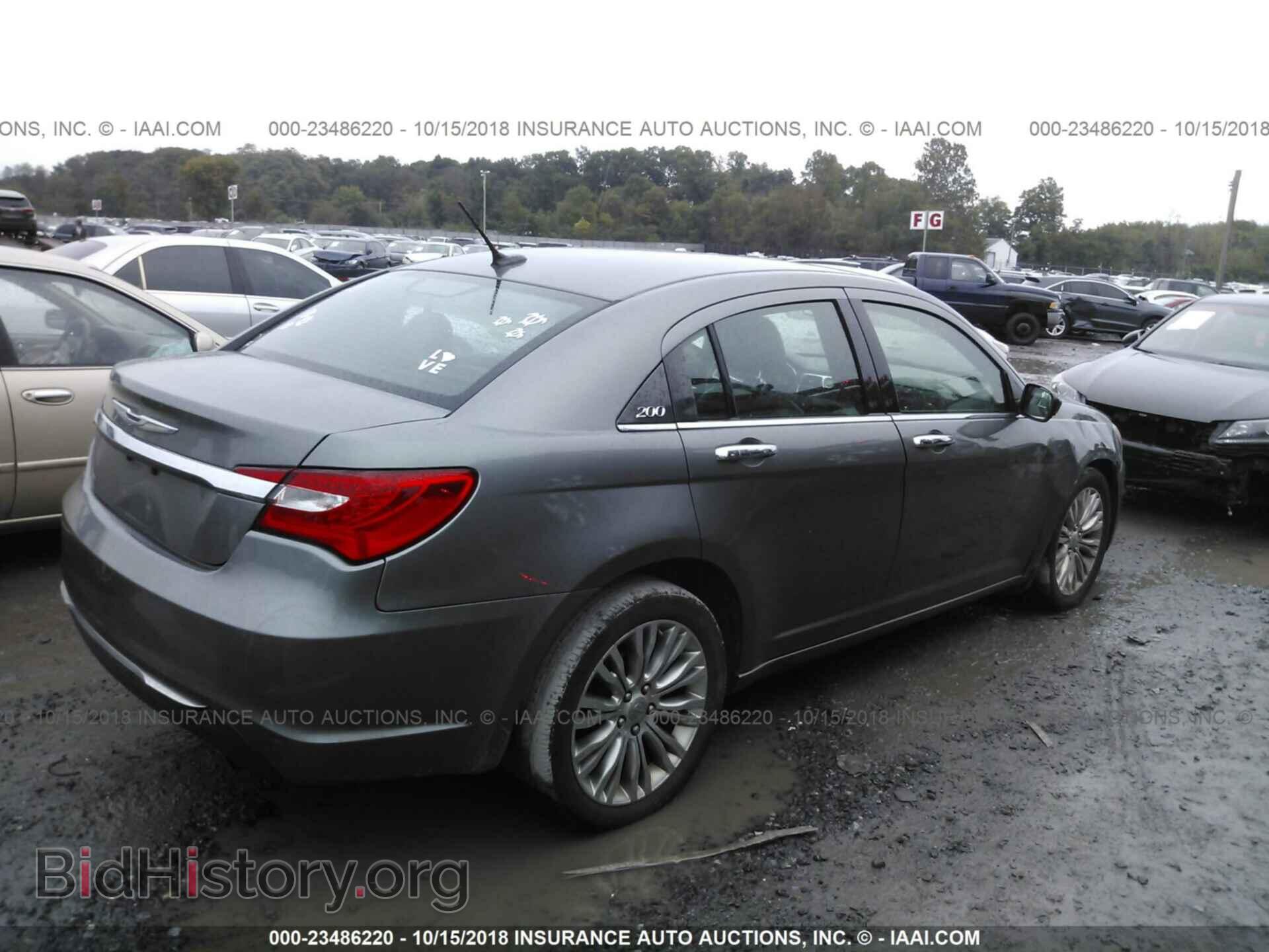 2012 CHRYSLER 200 - VIN: 1C3CCBCB6CN303387 - Photo 4