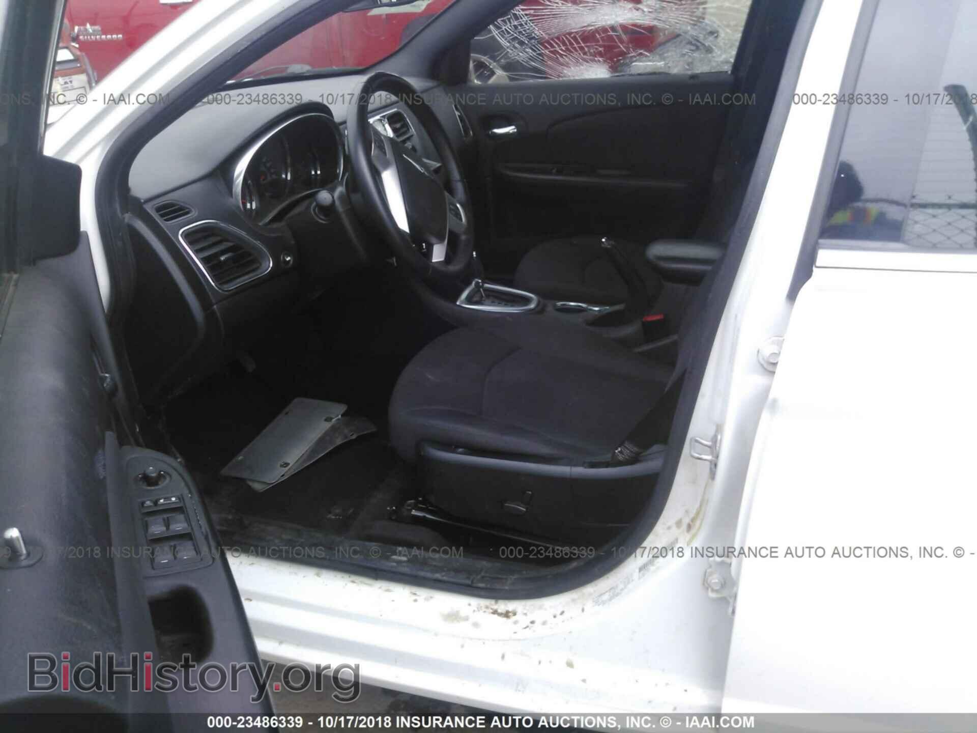 2013 Chrysler 200 - VIN: 1C3CCBBB8DN514089 - Фото 5