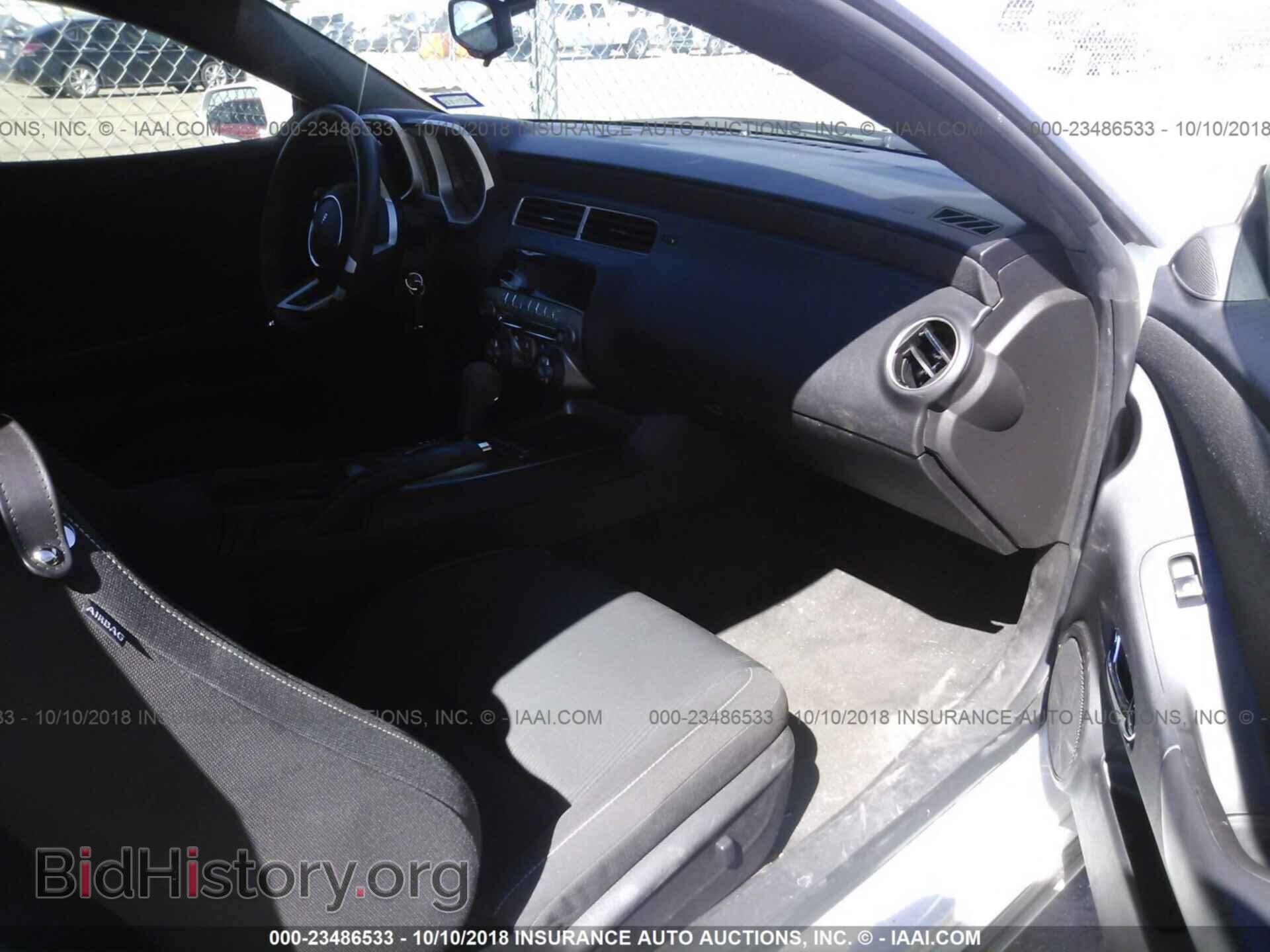 2011 Chevrolet Camaro - VIN: 2G1FB1ED7B9100877 - Фото 5