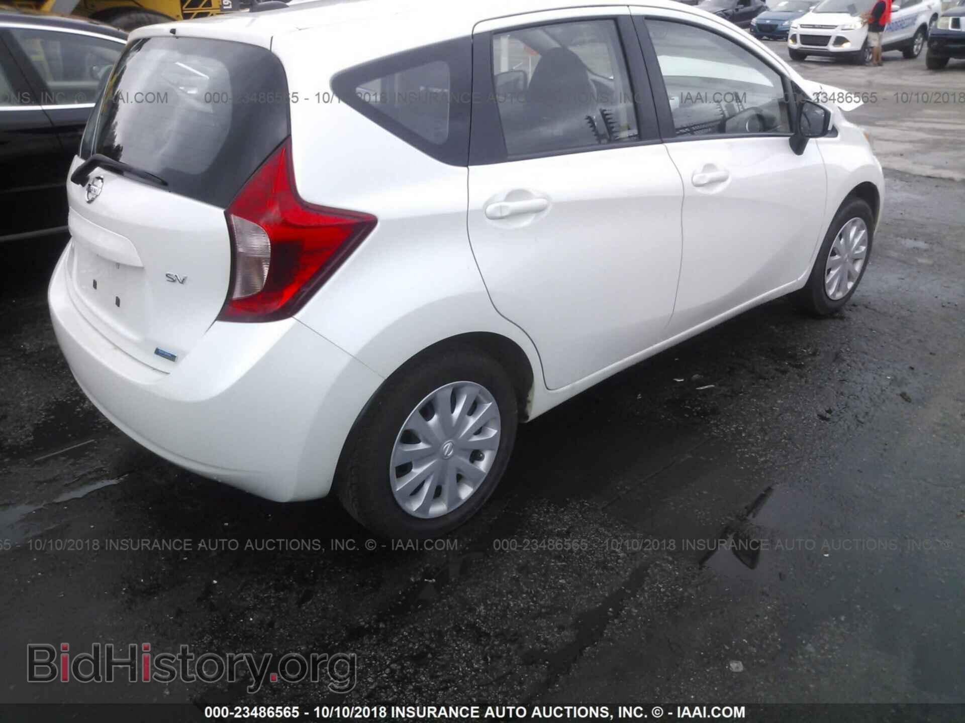 2016 Nissan Versa note - VIN: 3N1CE2CP4GL378356 - Photo 4