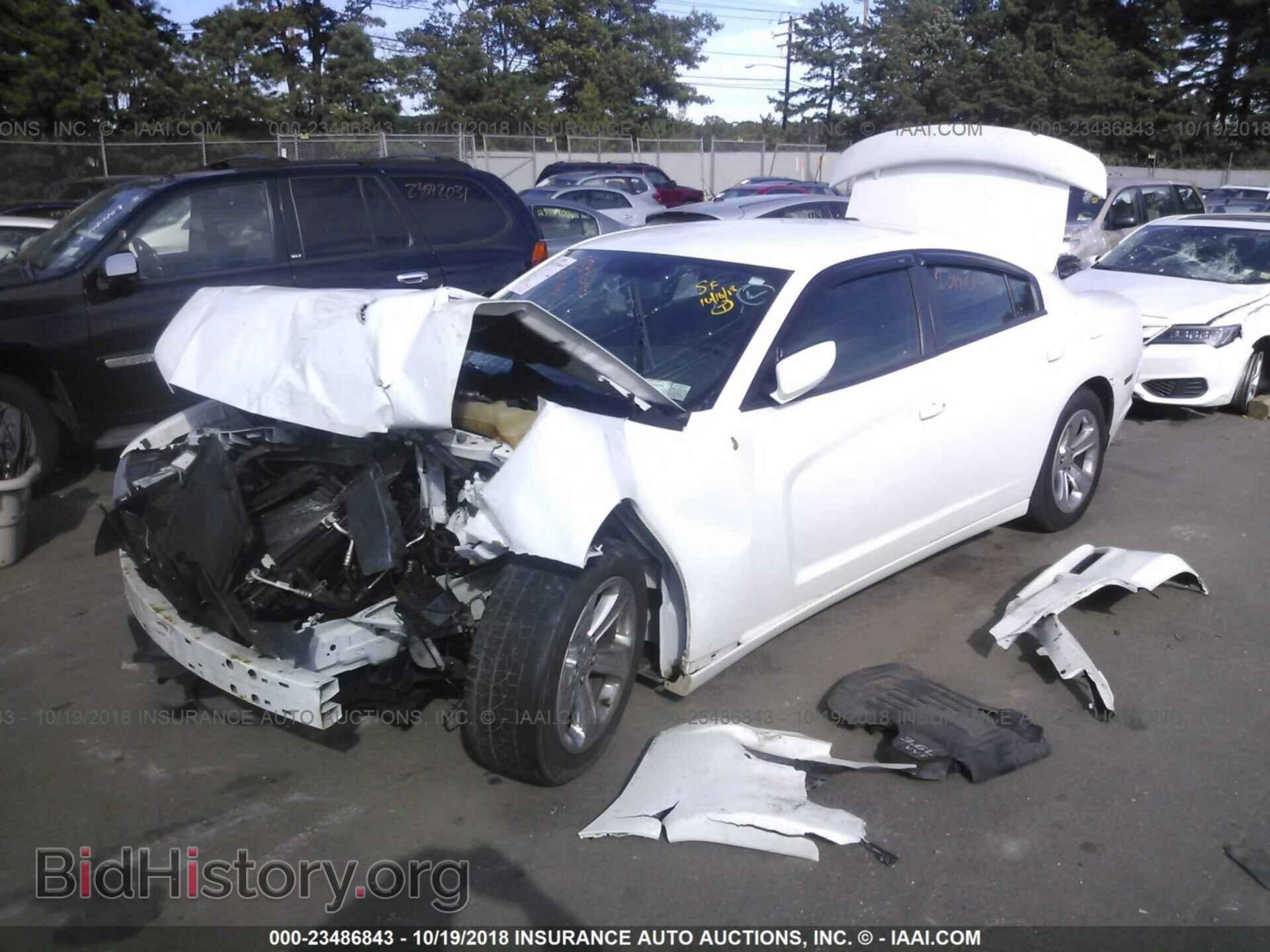 2012 Dodge Charger - VIN: 2C3CDXBG7CH303916 - Фото 2