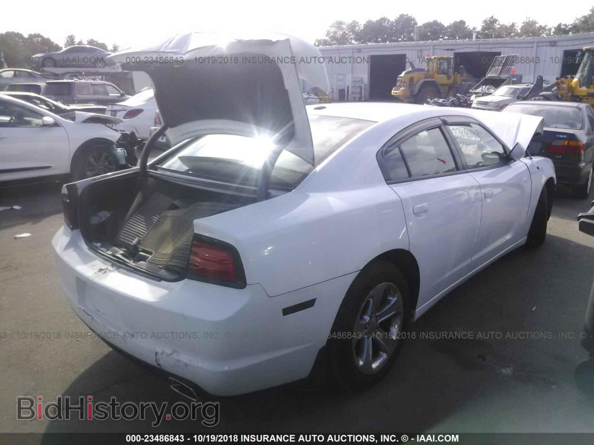 2012 Dodge Charger - VIN: 2C3CDXBG7CH303916 - Фото 4