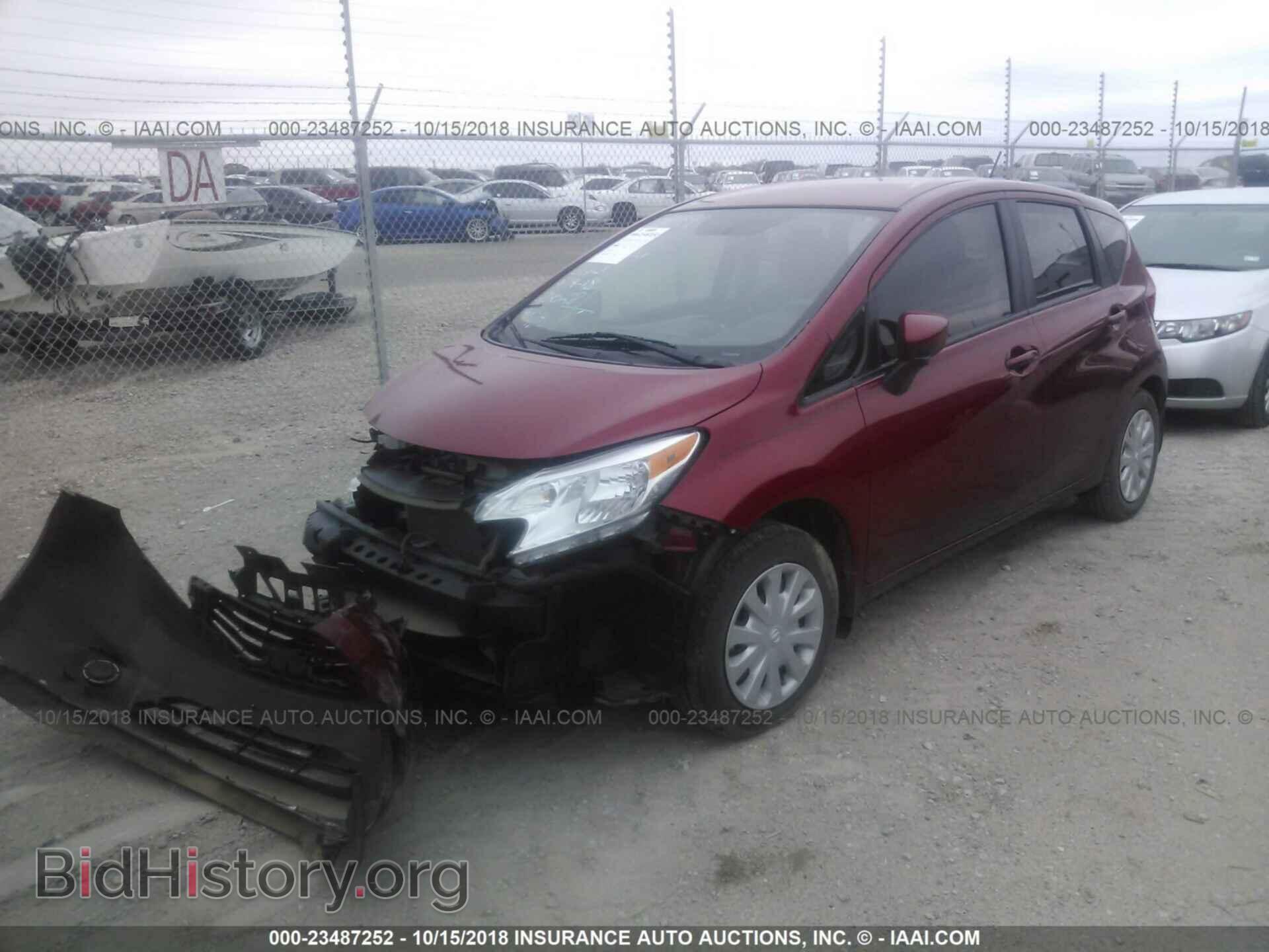 2015 Nissan Versa note - VIN: 3N1CE2CP0FL426157 - Photo 2