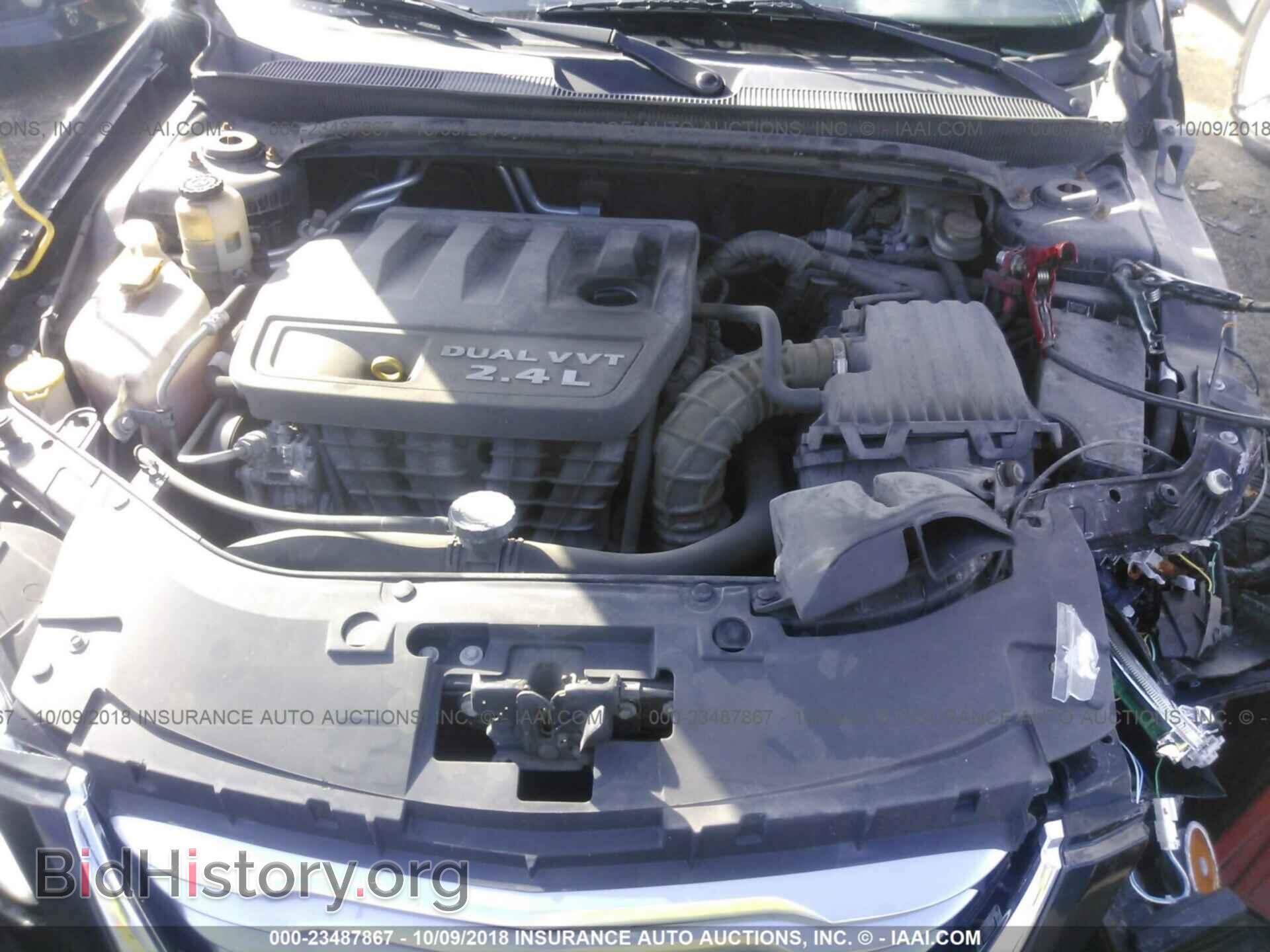 2013 Chrysler 200 - VIN: 1C3CCBBBXDN580112 - Фото 10