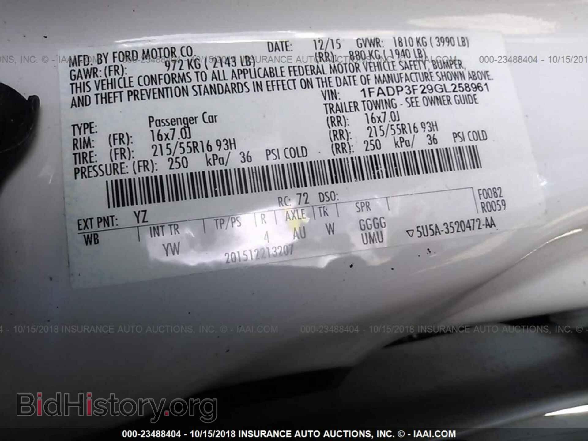 2016 Ford Focus - VIN: 1FADP3F29GL258961 - Photo 9