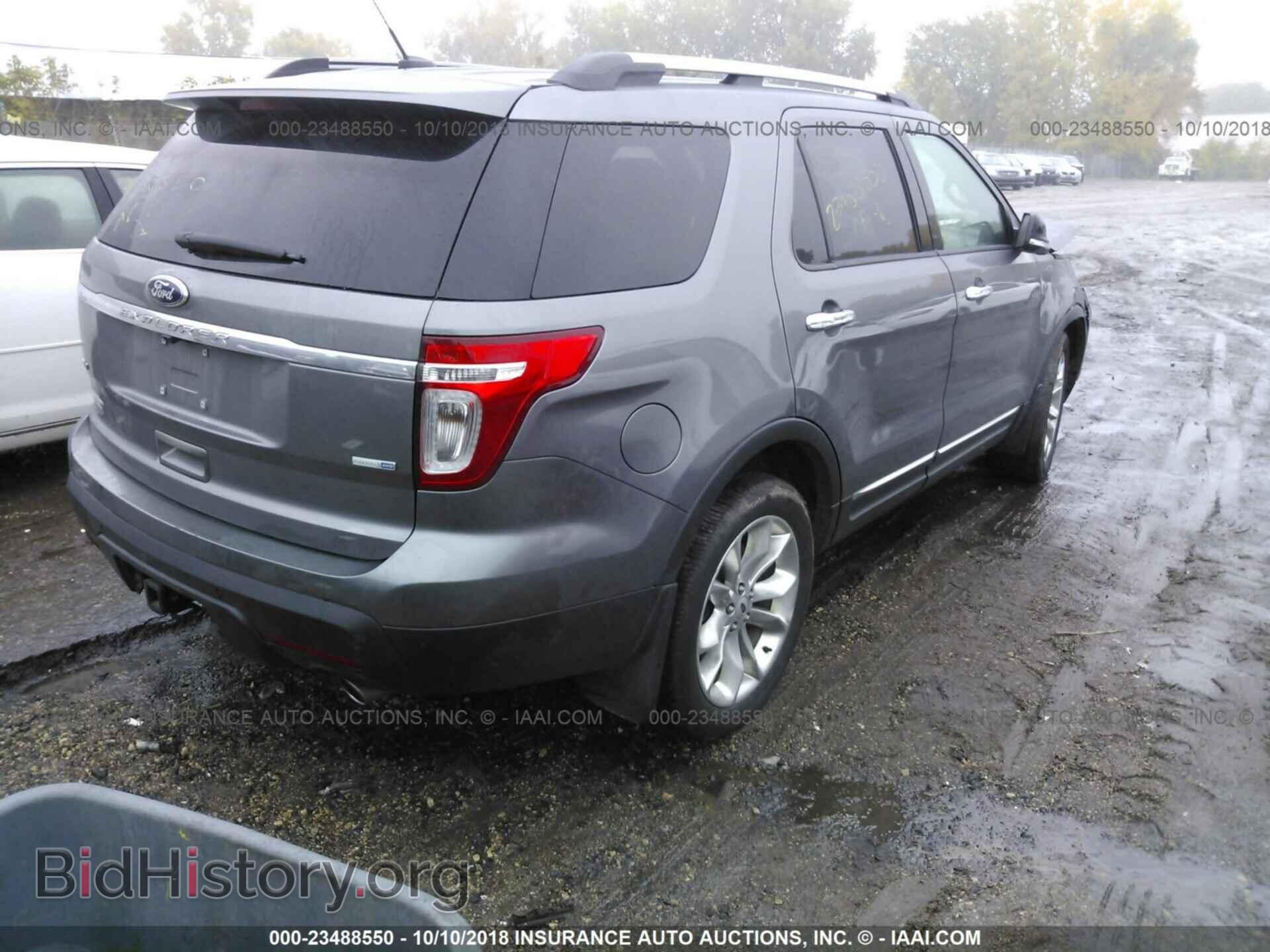 2014 Ford Explorer - VIN: 1FM5K8D80EGC23535 - Photo 4