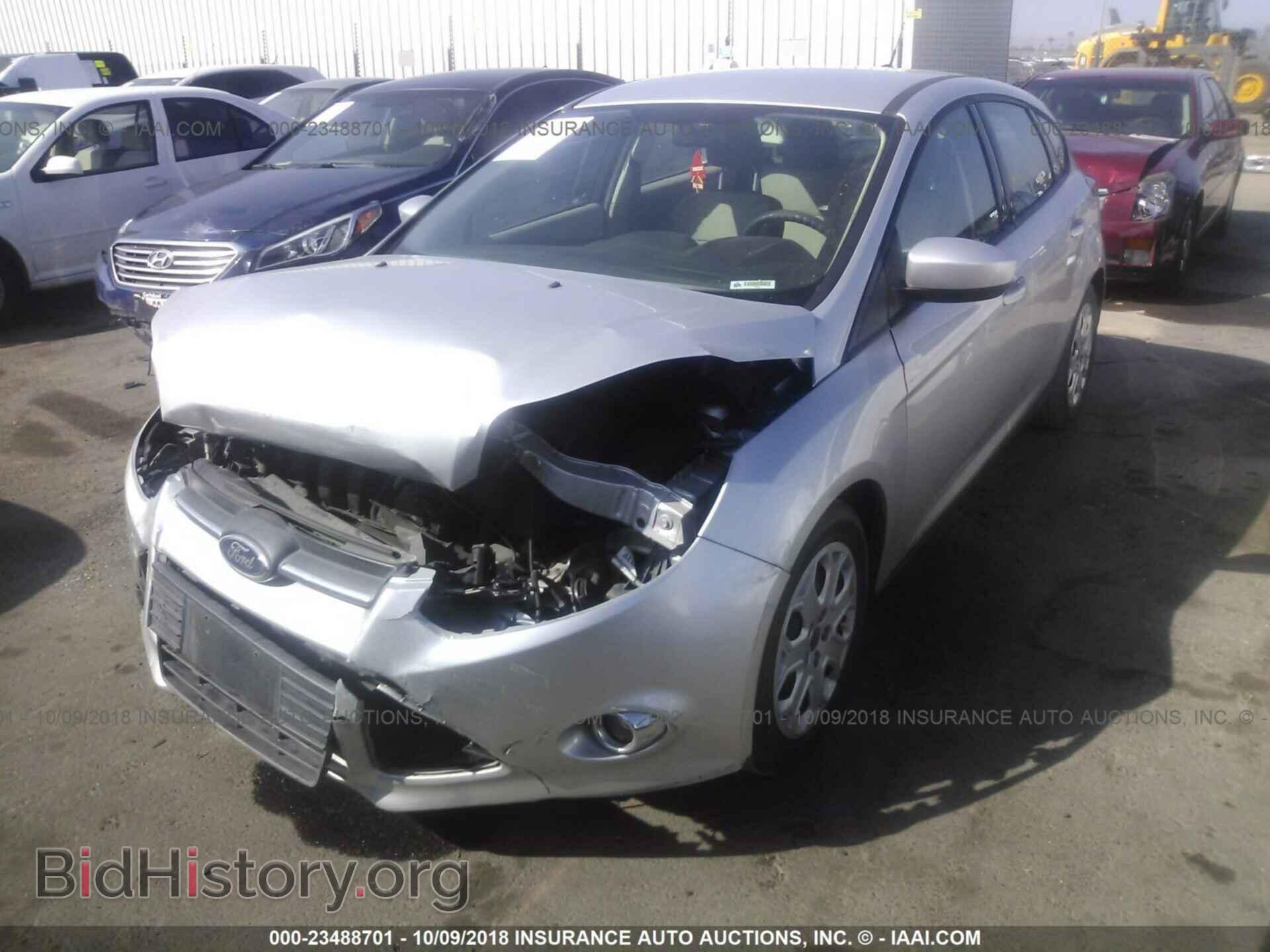 2012 Ford Focus - VIN: 1FAHP3K24CL338296 - Фото 2