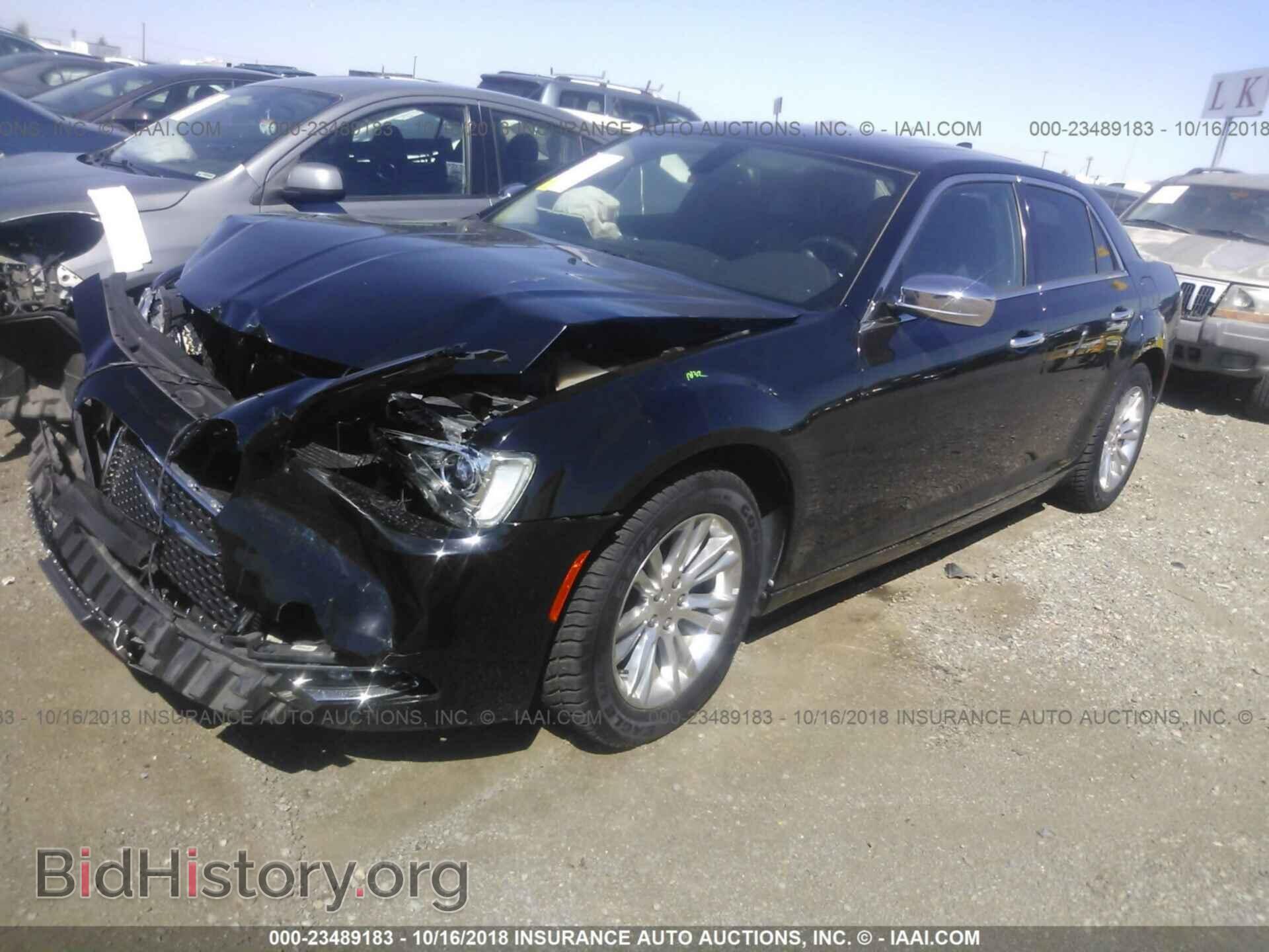 2016 Chrysler 300c - VIN: 2C3CCAEGXGH116445 - Фото 2