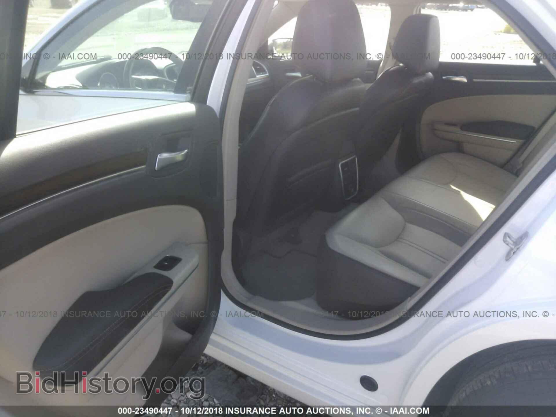 2013 CHRYSLER 300C - VIN: 2C3CCAST1DH591169 - Фото 8