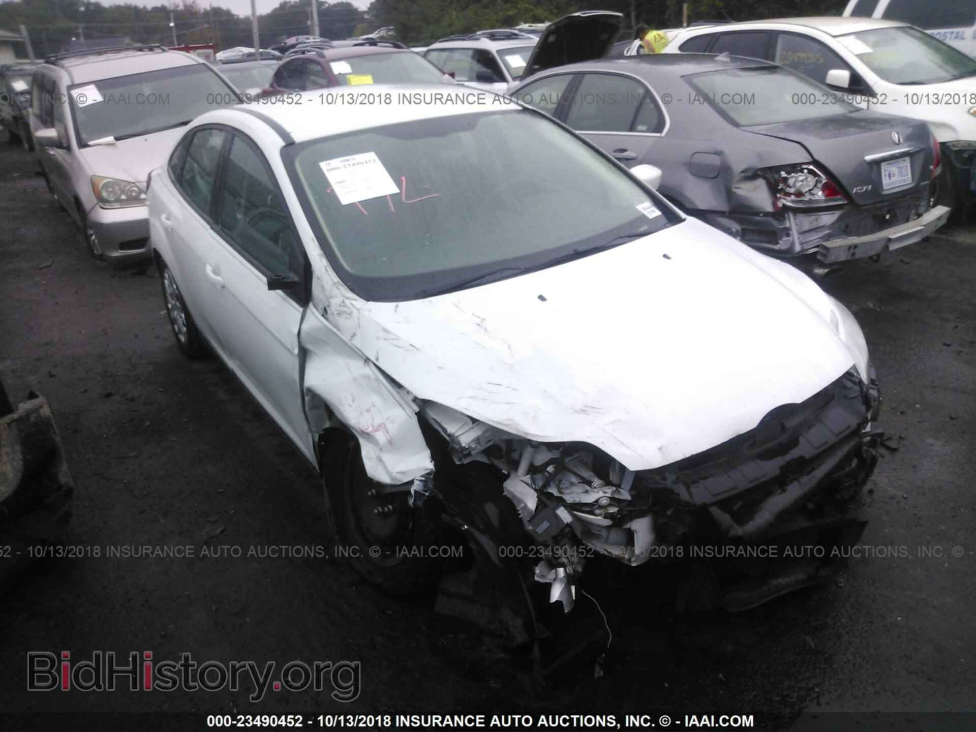 Фотография 1FAHP3F27CL352283 - Ford Focus 2012
