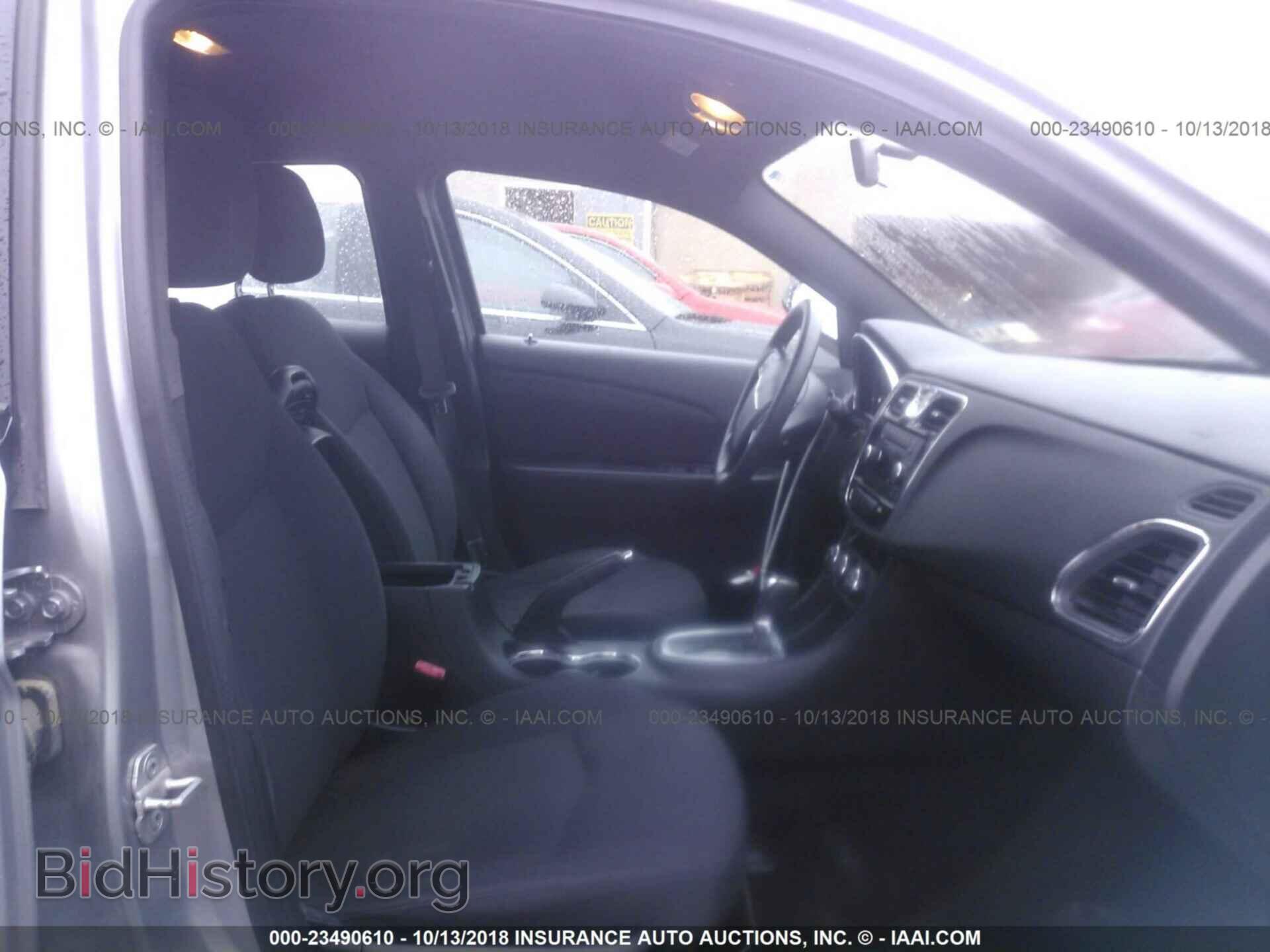 2013 Chrysler 200 - VIN: 1C3CCBAB2DN640403 - Photo 5