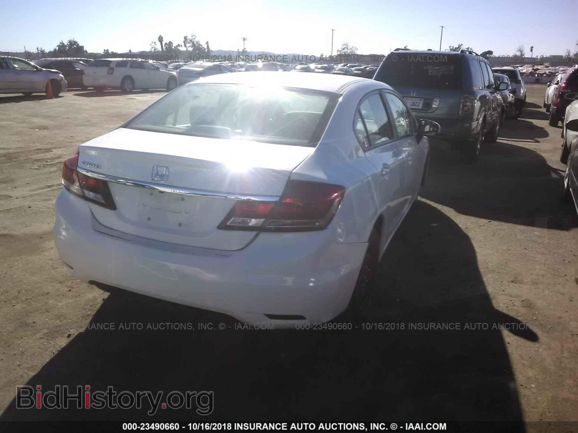 2014 Honda Civic - VIN: 19XFB2F56EE267905 - Photo 4