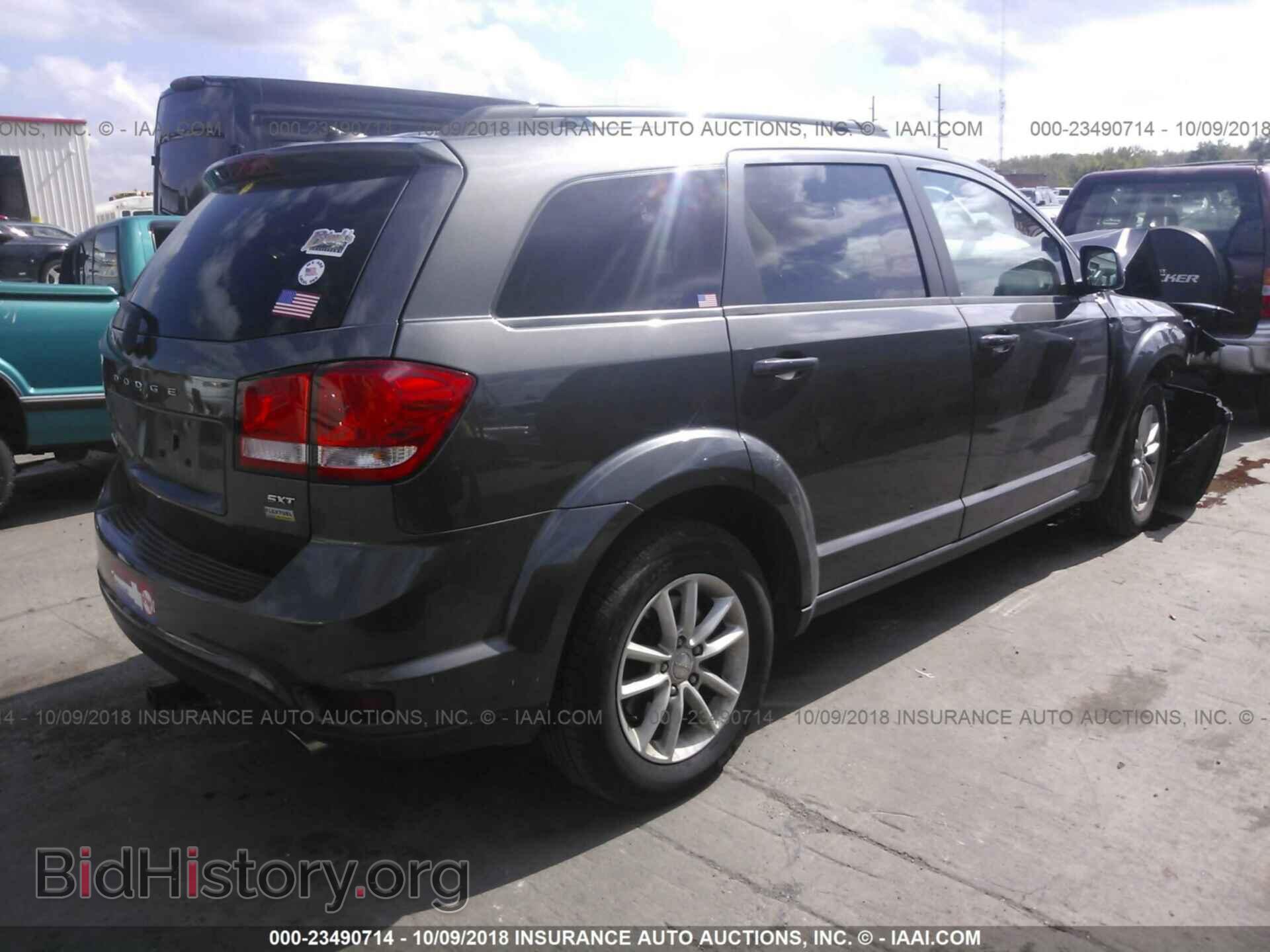 2016 Dodge Journey - VIN: 3C4PDCBG2GT218839 - Photo 4