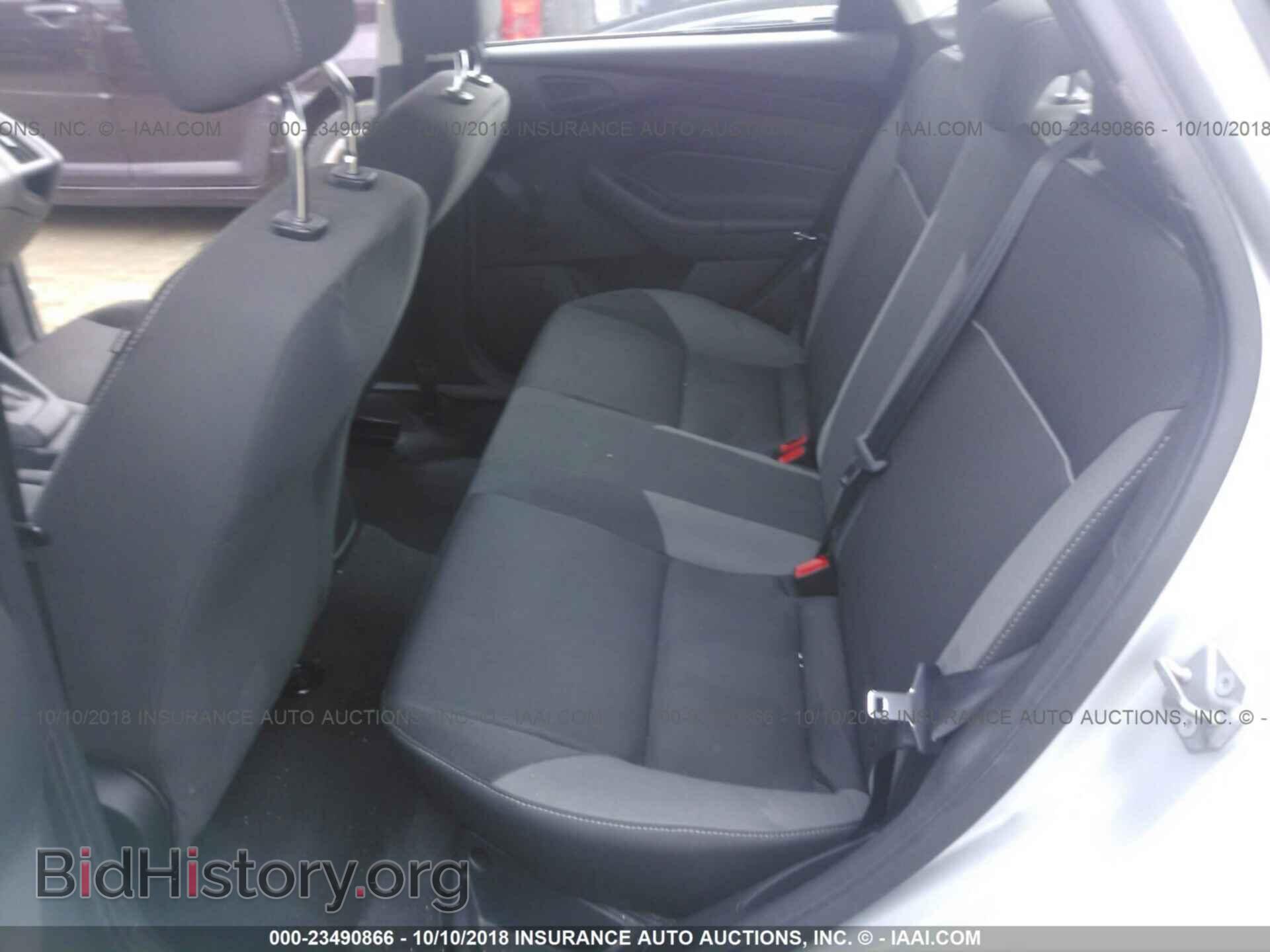 2012 Ford Focus - VIN: 1FAHP3E25CL152309 - Фото 8