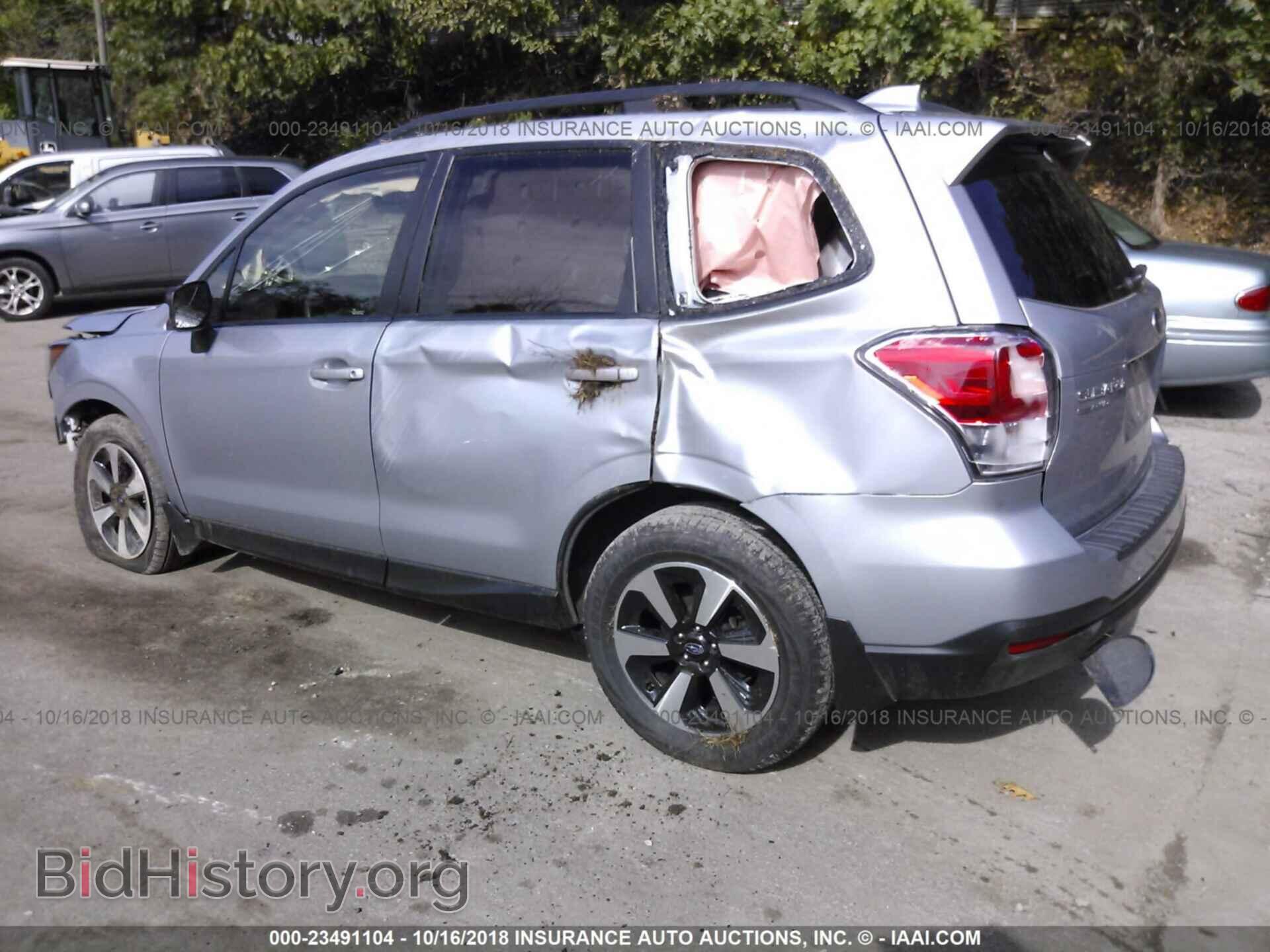 2017 Subaru Forester - VIN: JF2SJAEC1HH408620 - Фото 3
