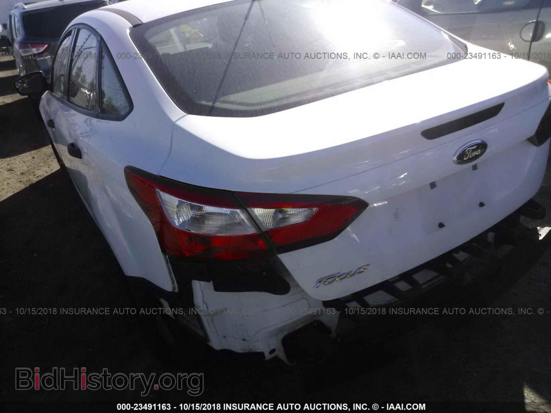 2013 Ford Focus - VIN: 1FADP3E22DL178110 - Фото 3