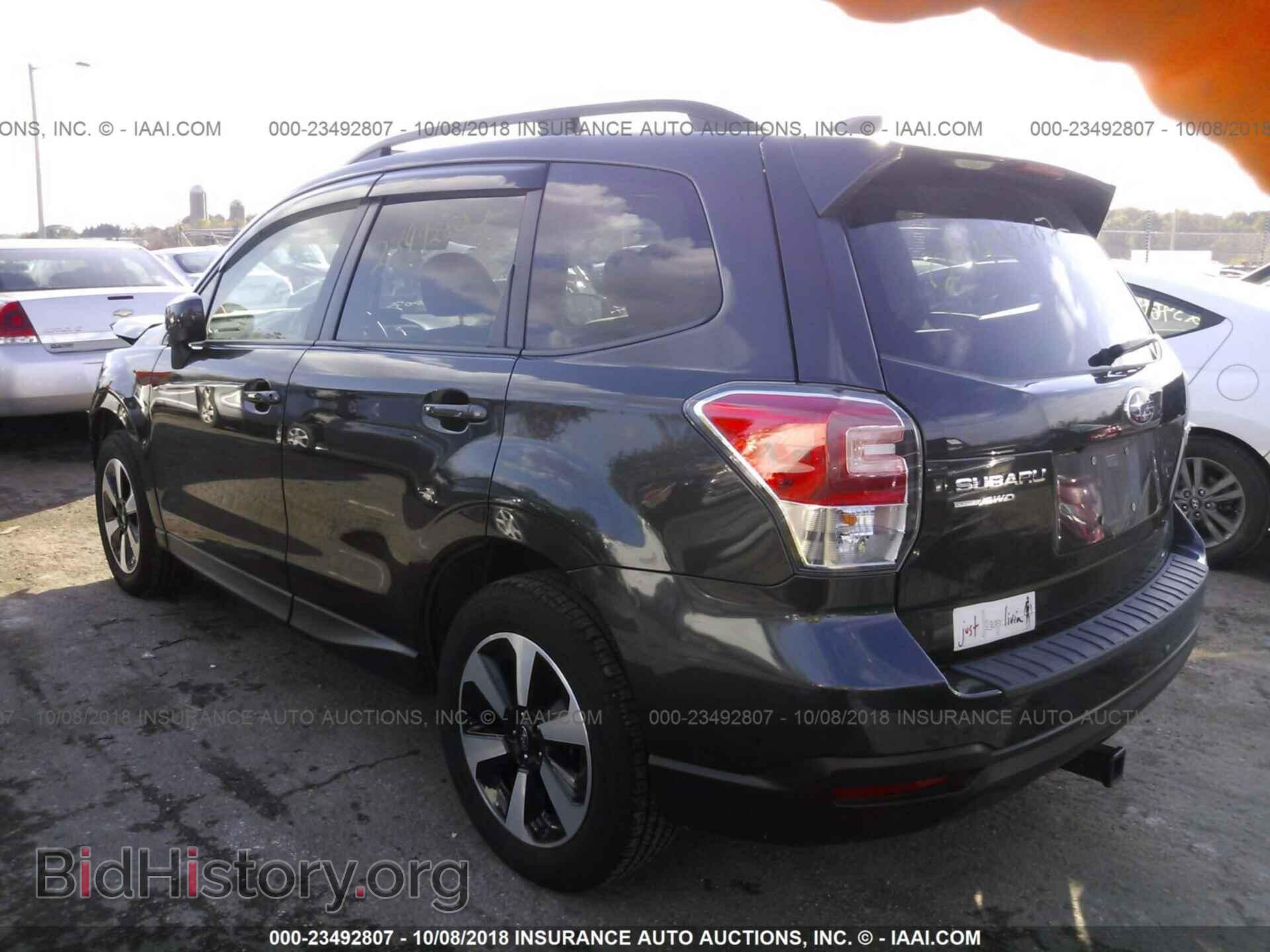 2017 Subaru Forester - VIN: JF2SJAEC1HH407015 - Фото 3