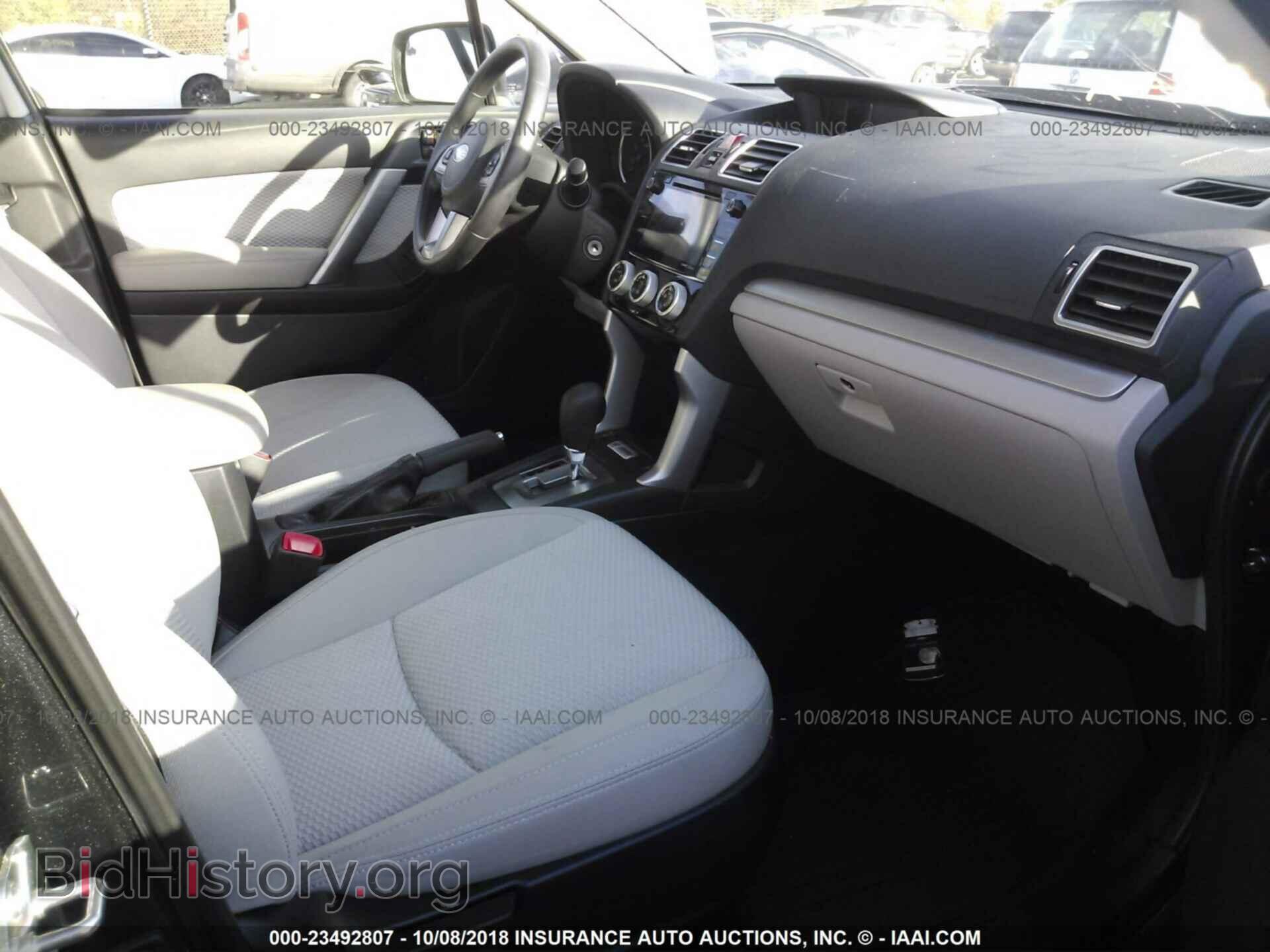 2017 Subaru Forester - VIN: JF2SJAEC1HH407015 - Фото 5