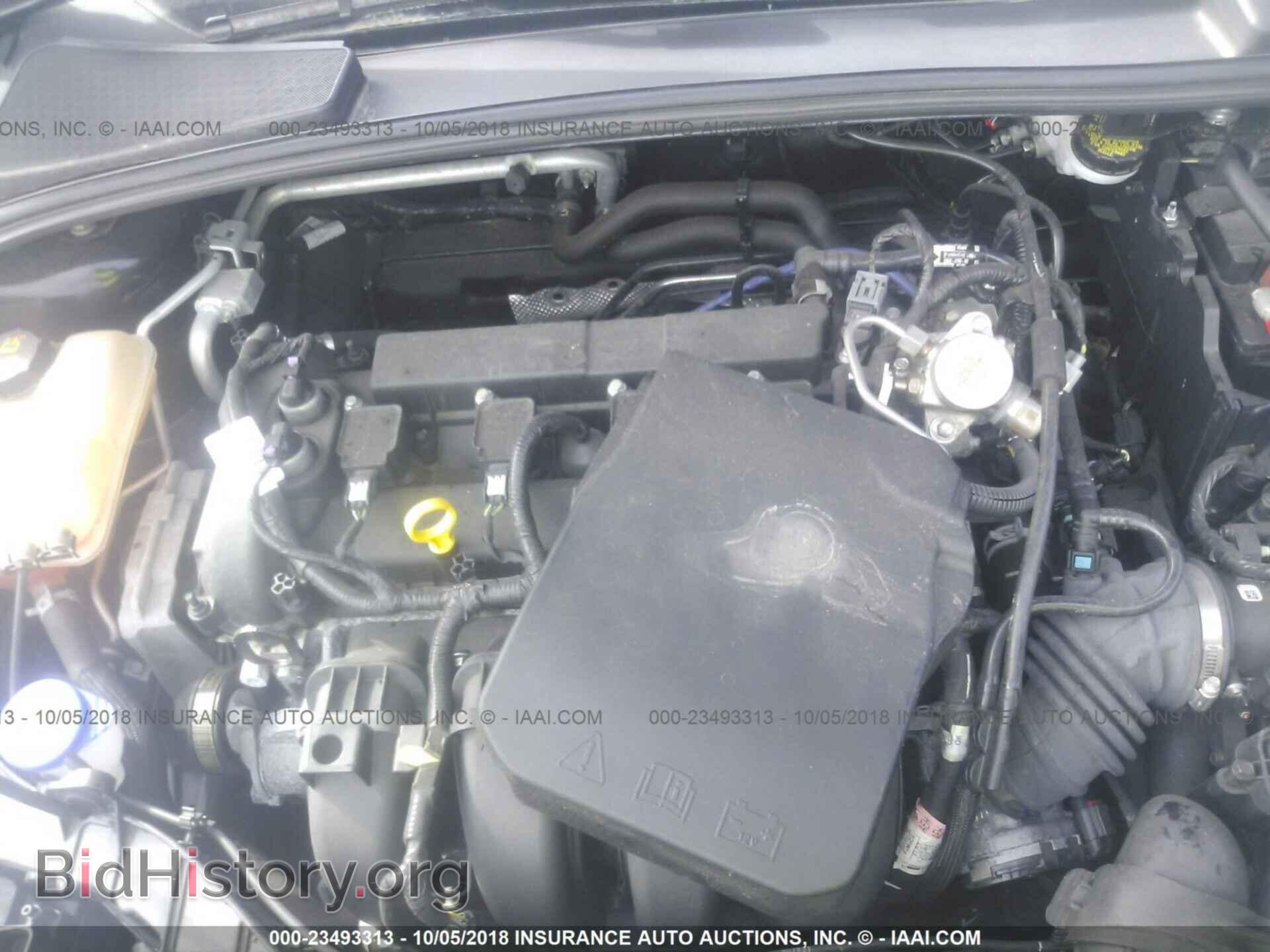2016 Ford Focus - VIN: 1FADP3F21GL401191 - Photo 10