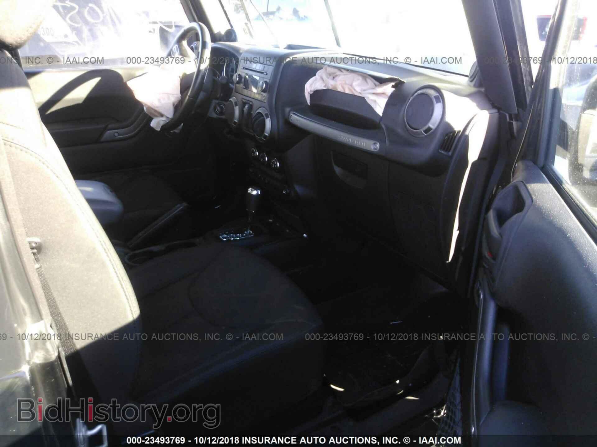 2014 Jeep Wrangler - VIN: 1C4AJWAGXEL243076 - Фото 5